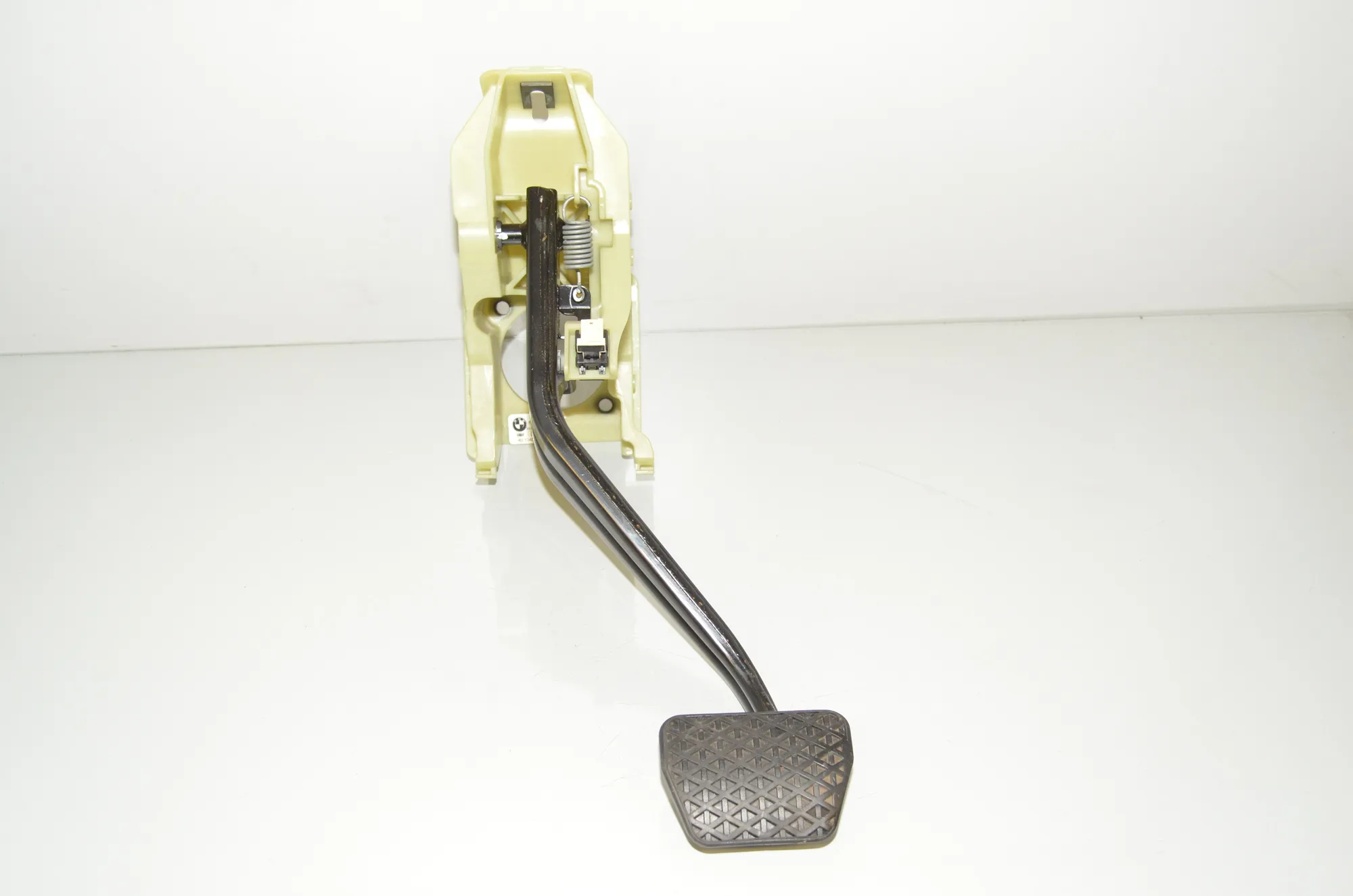 Brake Pedal – OEM 6791900 · BMW X6 (F16, F86) M 50 d 2016
