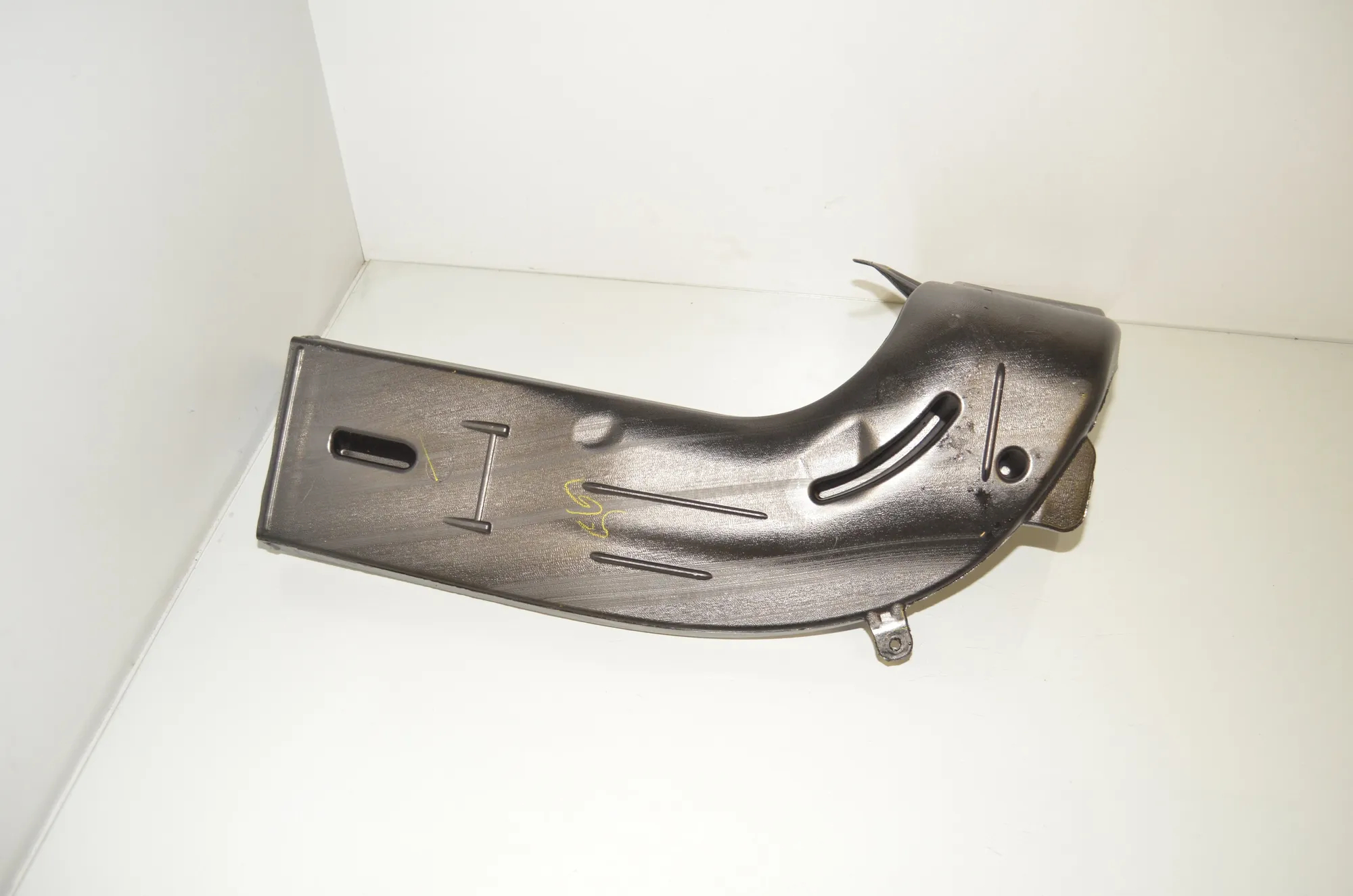 Interior Air Duct Channel – OEM 7148529 · BMW X6 (F16, F86) M 50 d 2016 – 3