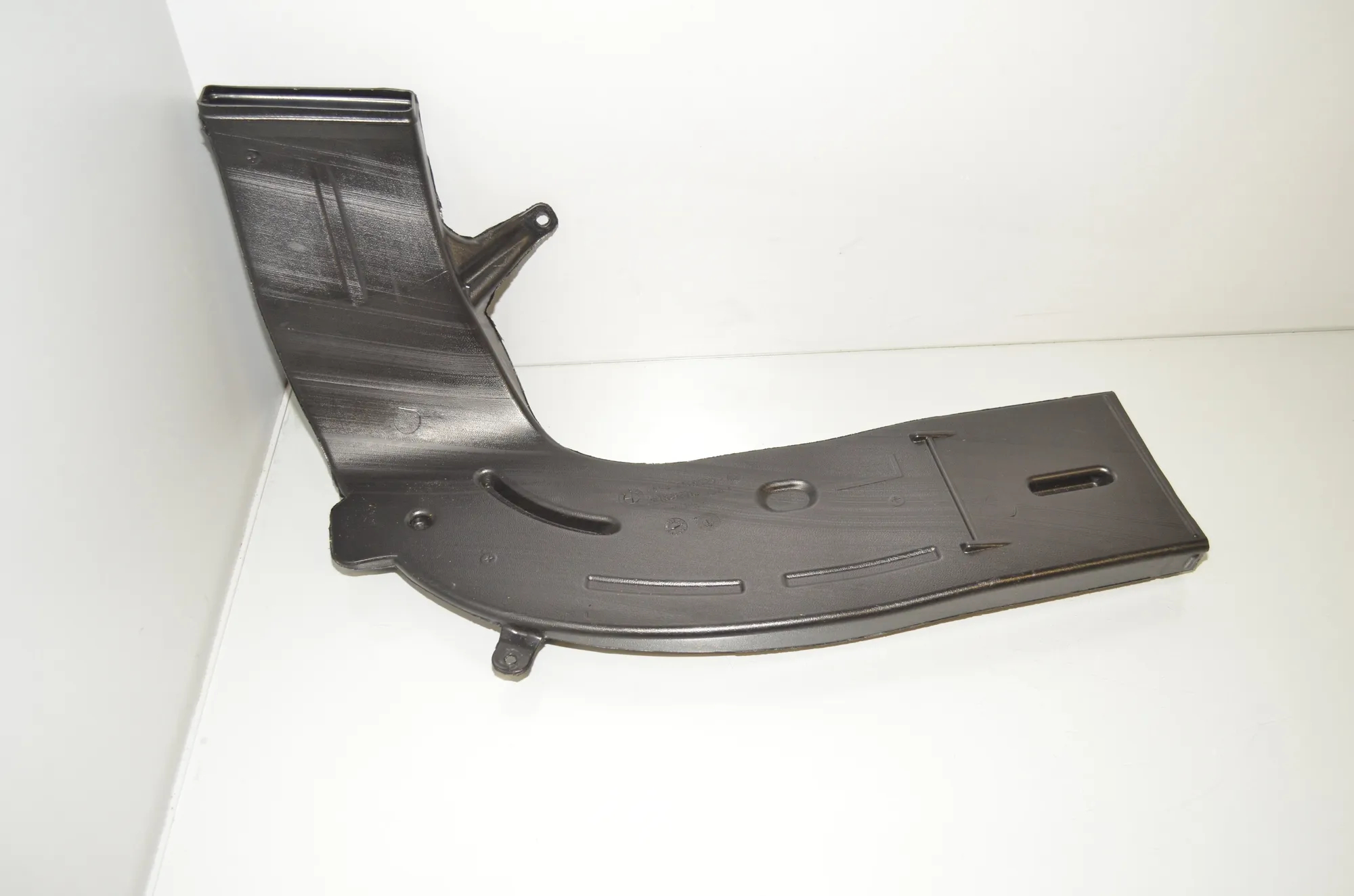 Interior Air Duct Channel – OEM 7148529 · BMW X6 (F16, F86) M 50 d 2016