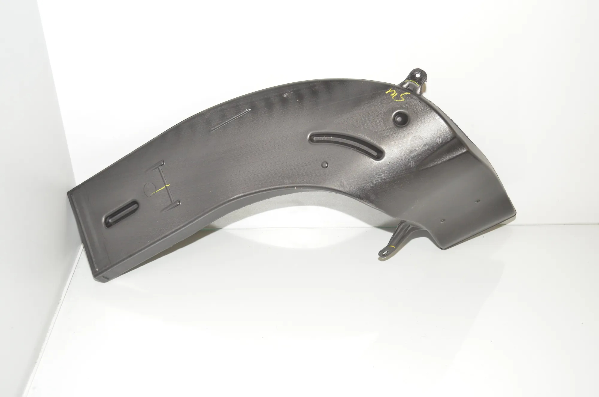 Interior Air Duct Channel – OEM 7148530 · BMW X6 (F16, F86) M 50 d 2016 – 3