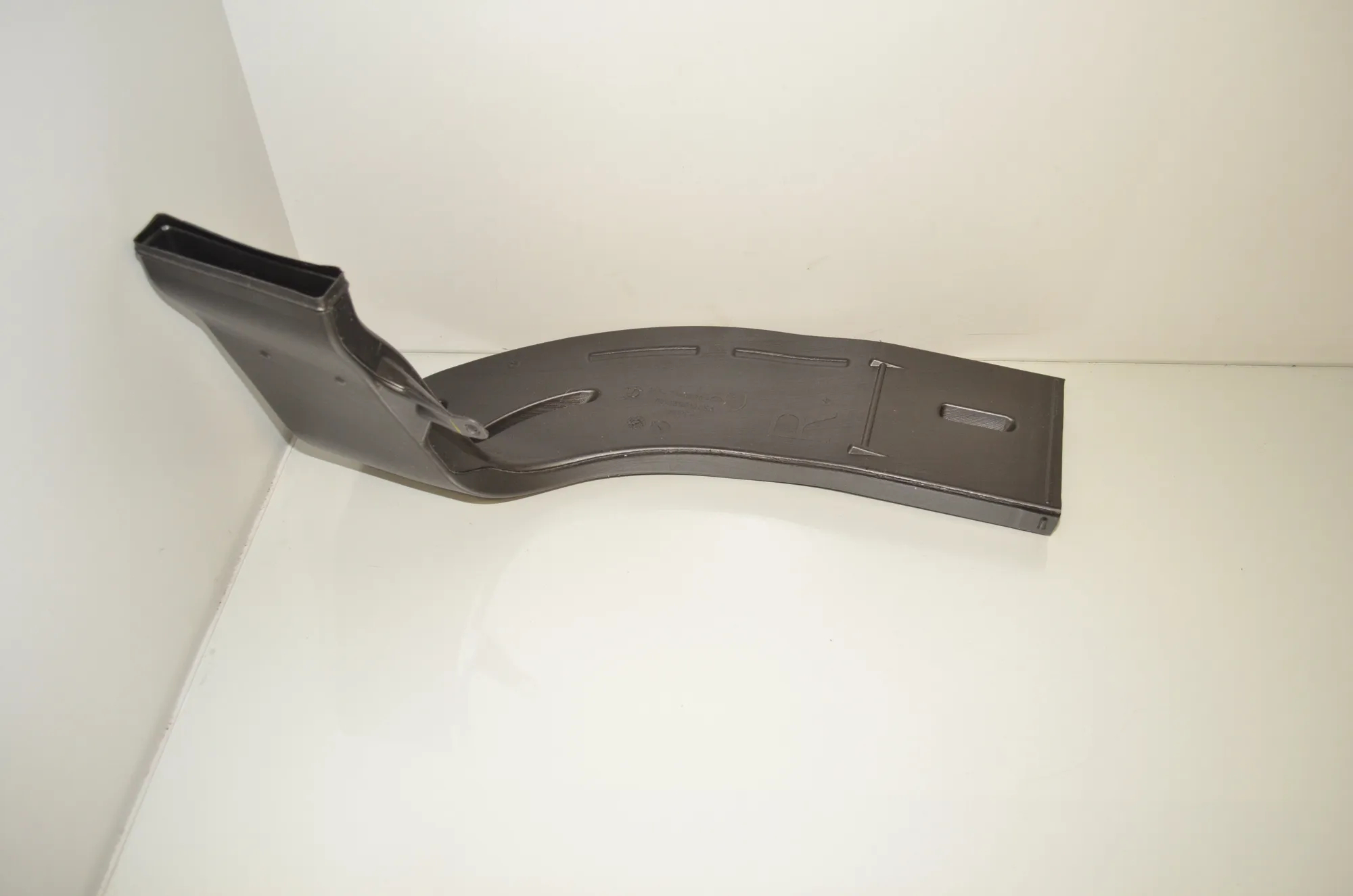 Interior Air Duct Channel – OEM 7148530 · BMW X6 (F16, F86) M 50 d 2016