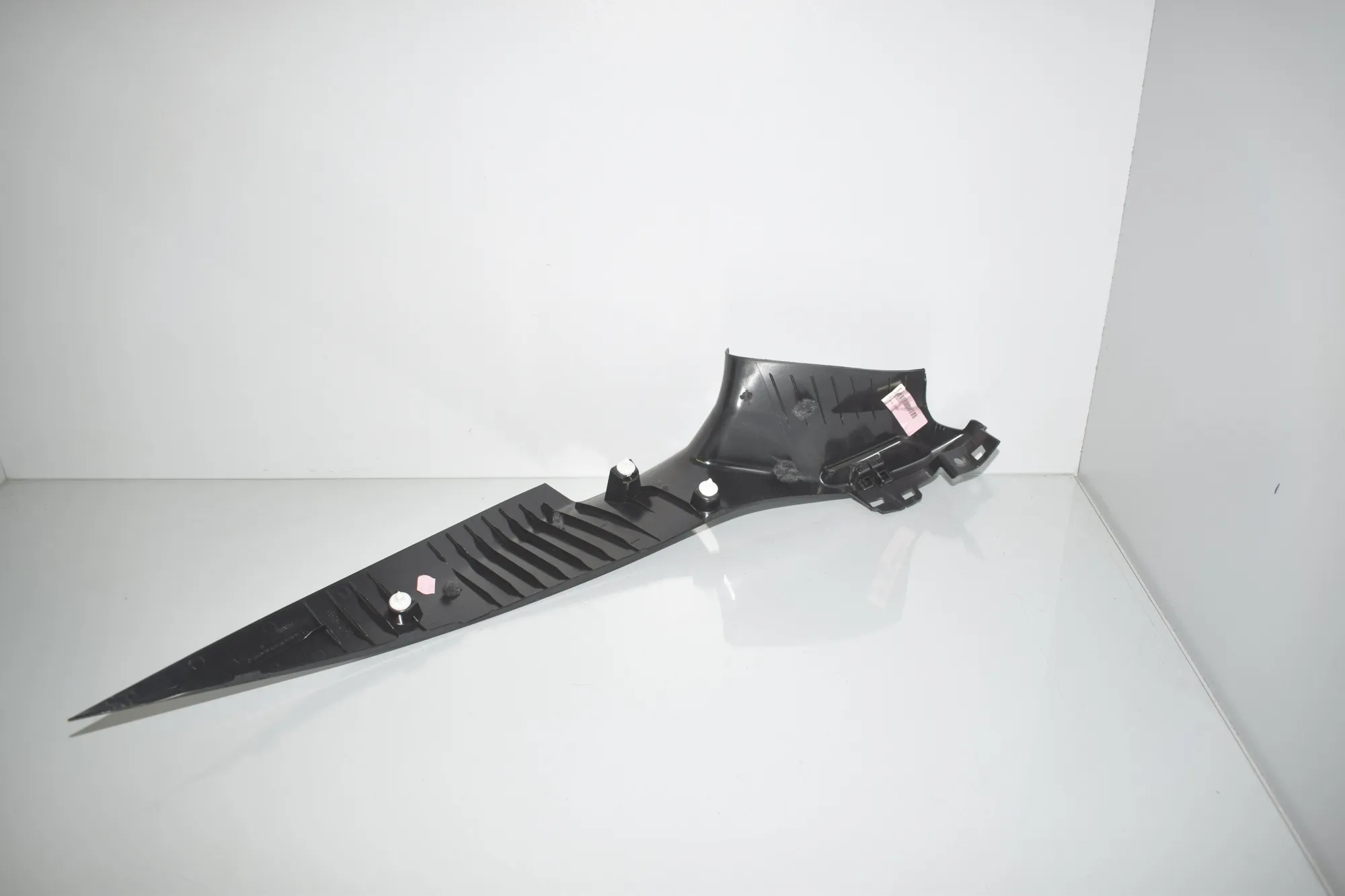 Right Side B Pillar Trim – OEM 7324926 · BMW X6 (F16, F86) M 50 d 2016 – 3