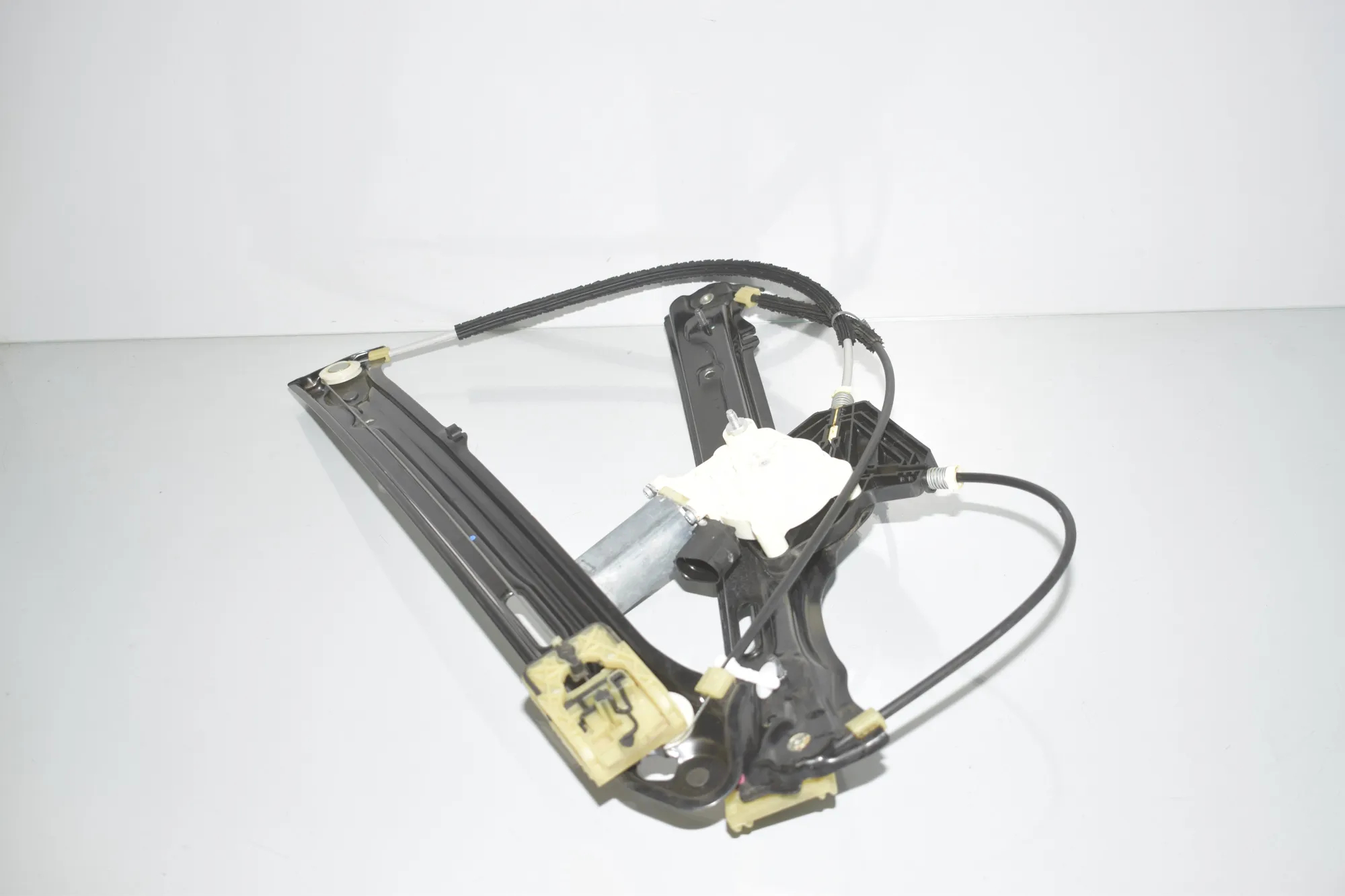 Front Right Door Window Regulator – OEM 7292904 · BMW X6 (F16, F86) M 50 d 2016 – 4