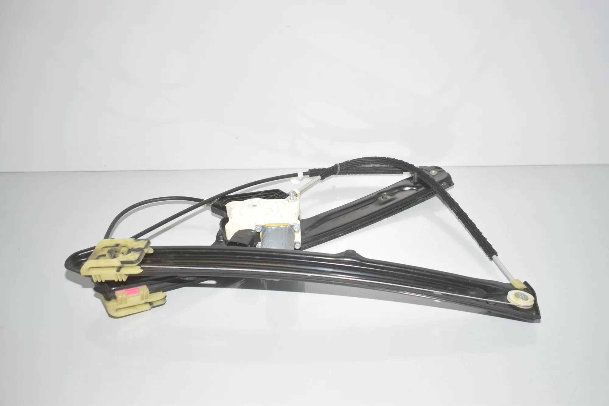 Front Left Door Window Regulator – OEM 7292903 · BMW X6 (F16, F86) M 50 d 2016 – 5