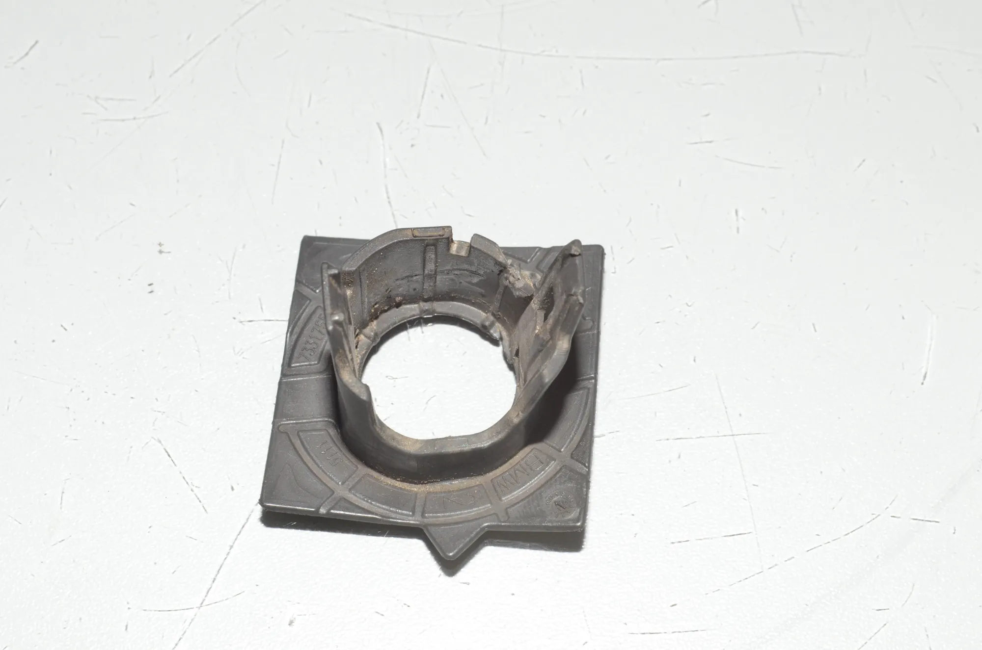 Parking Sensor Holder – OEM 7331755 · BMW 5 (F10) 535 d xDrive 2014 – 3