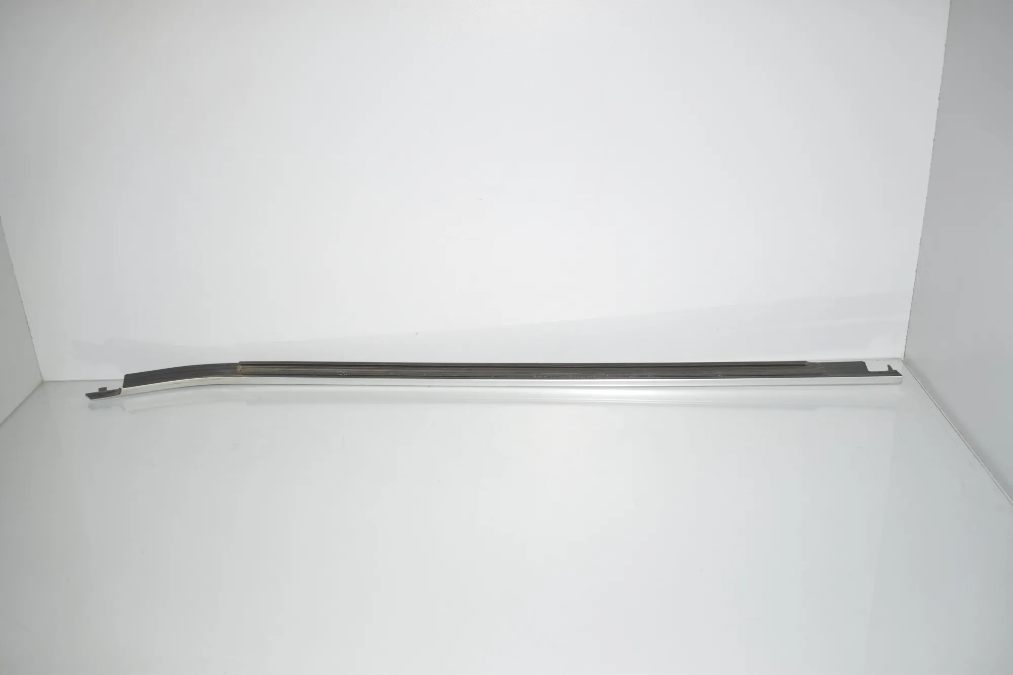 Front Right Door Window Strip · BMW iX3 (G08) BMW iX3 (G08) Electric (286 HP) 2023 – 3