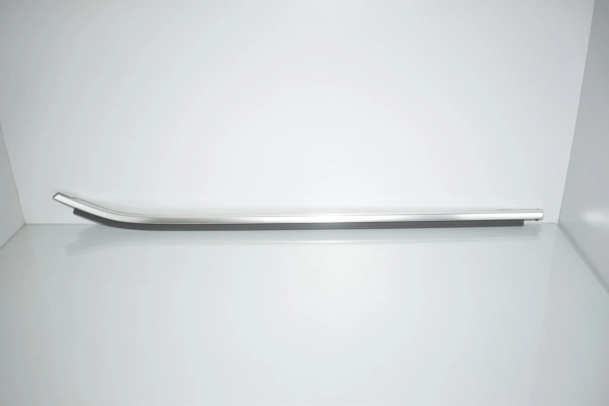 Front Right Door Window Strip · BMW iX3 (G08) BMW iX3 (G08) Electric (286 HP) 2023 – 2