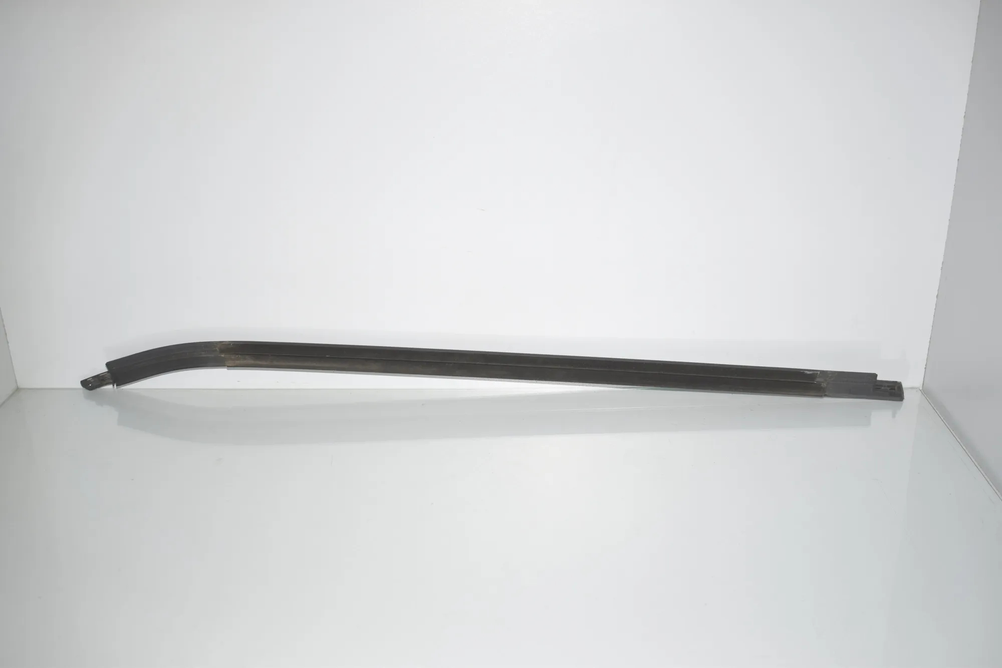Front Right Door Window Strip · BMW iX3 (G08) BMW iX3 (G08) Electric (286 HP) 2023 – 5