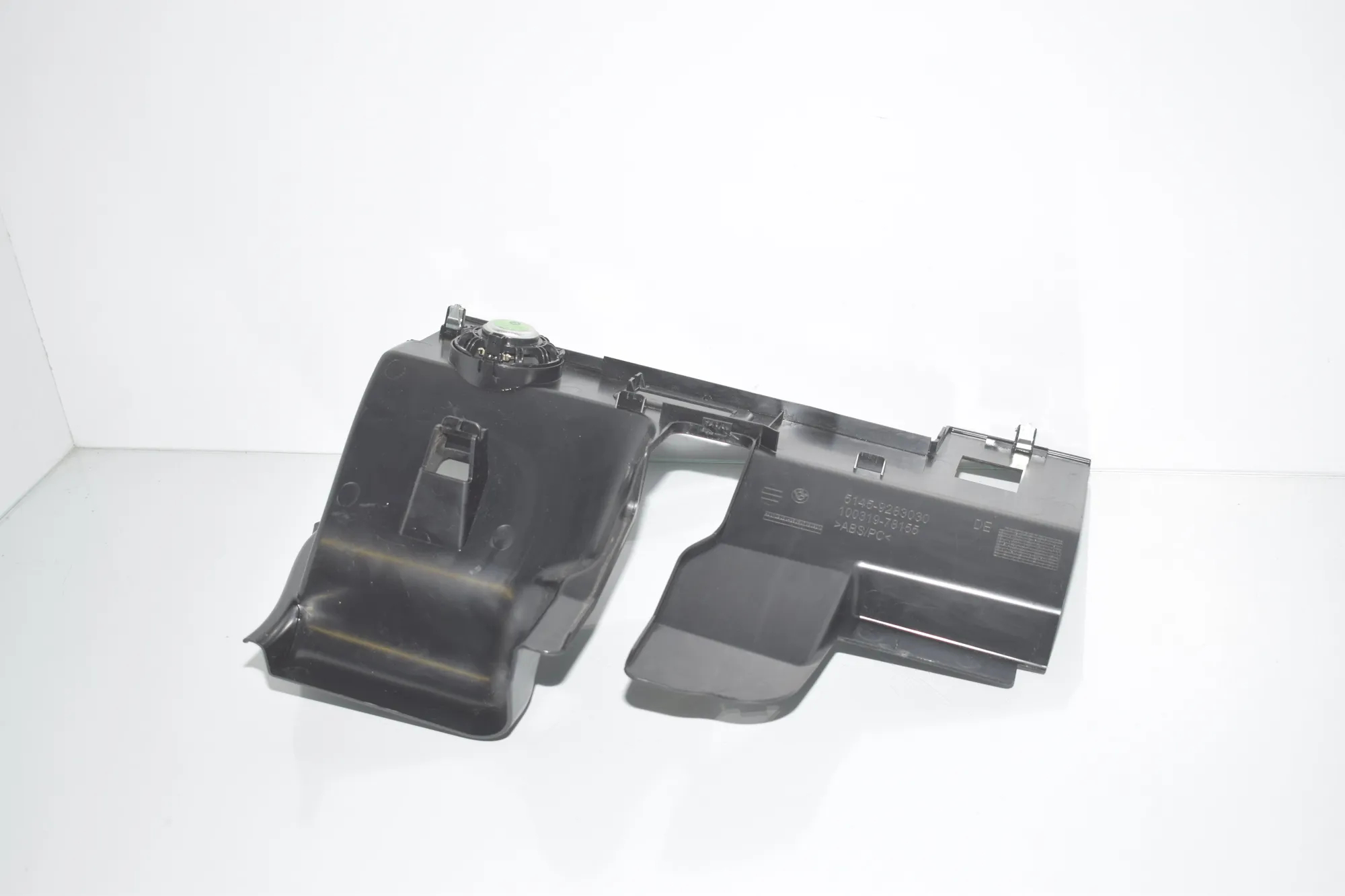 Dashboard Lower Trim – OEM 9283030 · BMW i3 (I01) Electric 2019 – 5