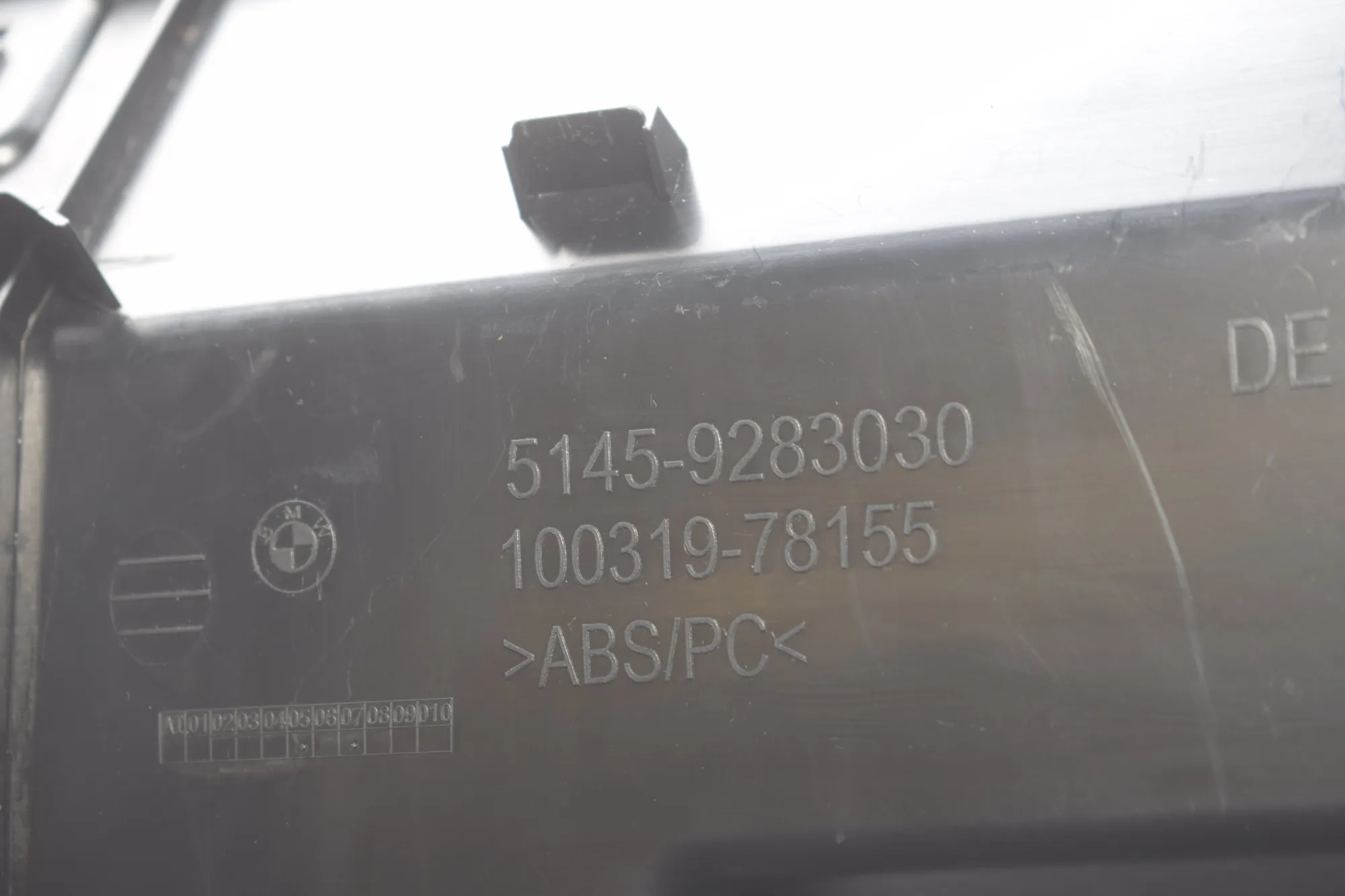 Dashboard Lower Trim – OEM 9283030 · BMW i3 (I01) Electric 2019 – 6