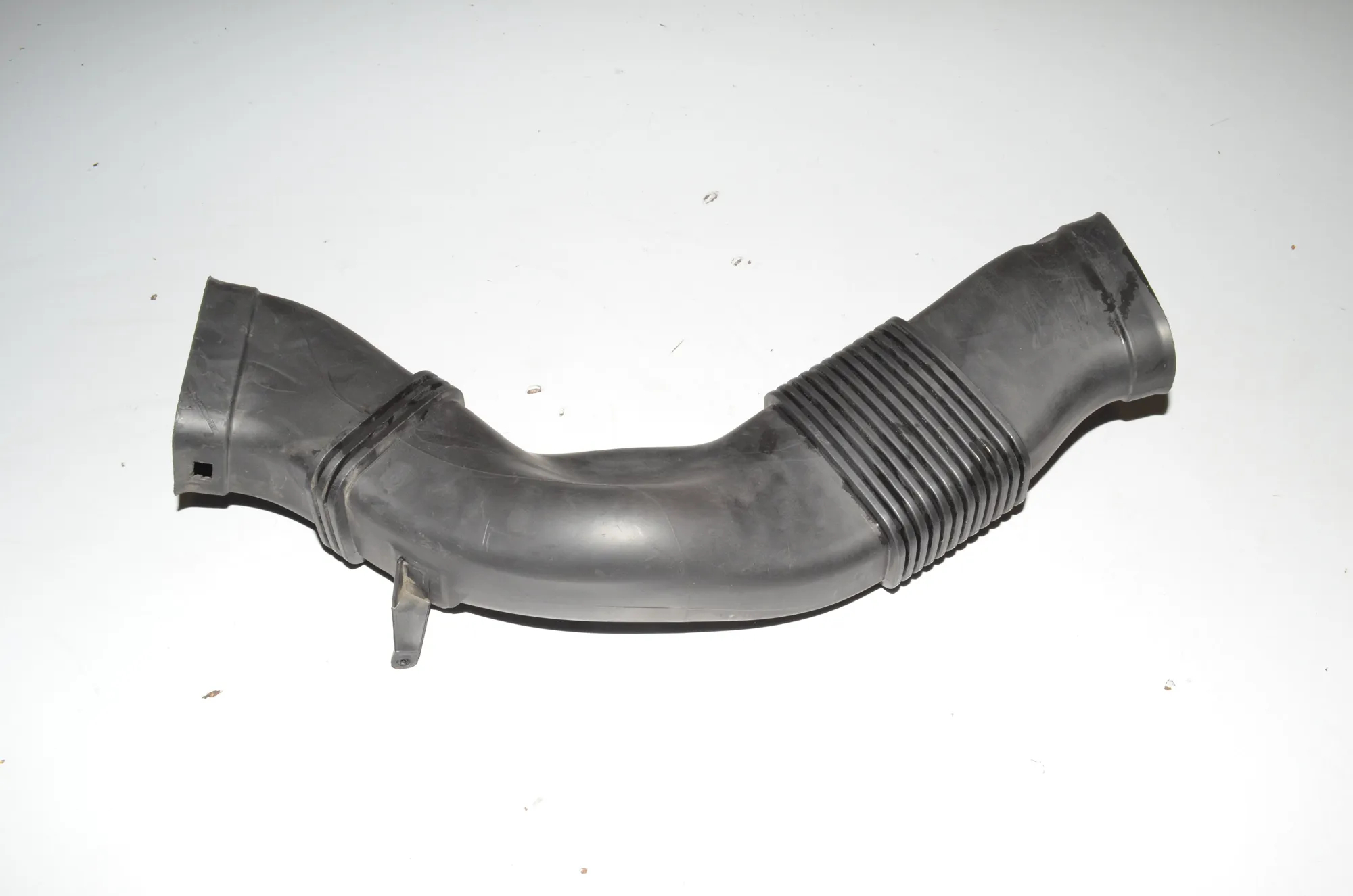 Air Intake Tube – OEM 8513454 · BMW 5 (F10) 535 d xDrive 2014 – 3