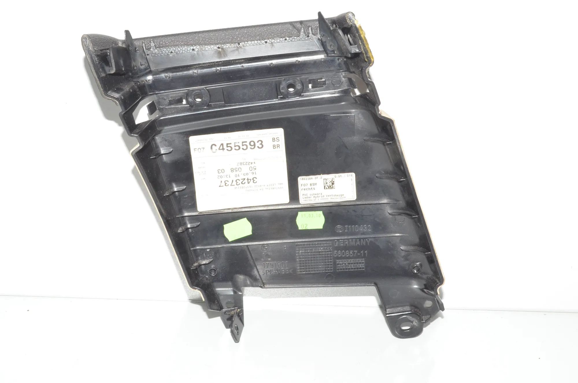 Right Side B Pillar Trim – OEM 7235108 · BMW 5 Gran Turismo (F07) 530 d 2010 – 3