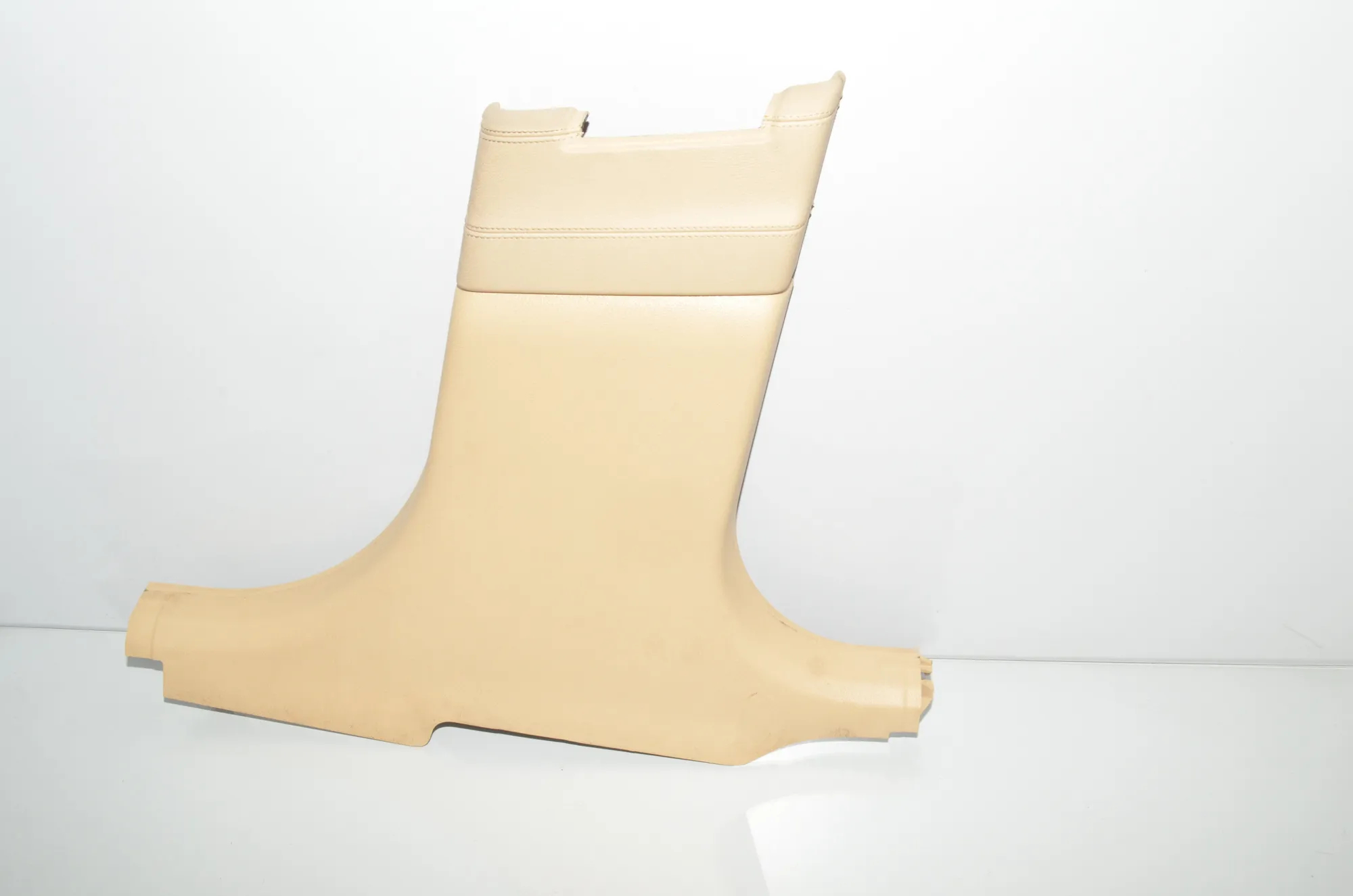 Right Side B Pillar Trim – OEM 7221702 · BMW 5 Gran Turismo (F07) 530 d 2010 – 2