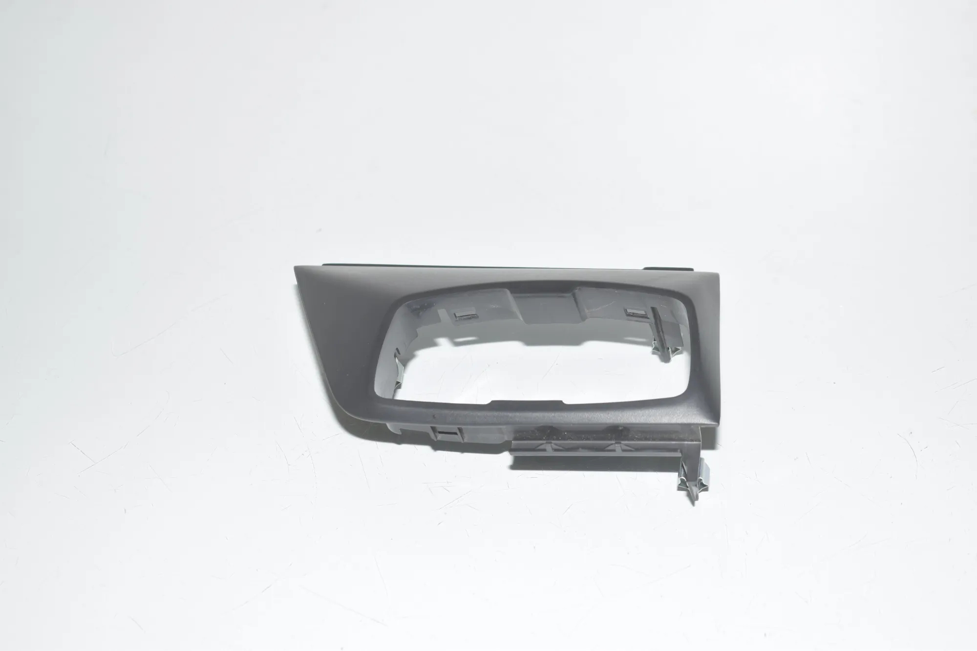 Headlight Switch Trim – OEM 9282942 · BMW i3 (I01) Electric 2019