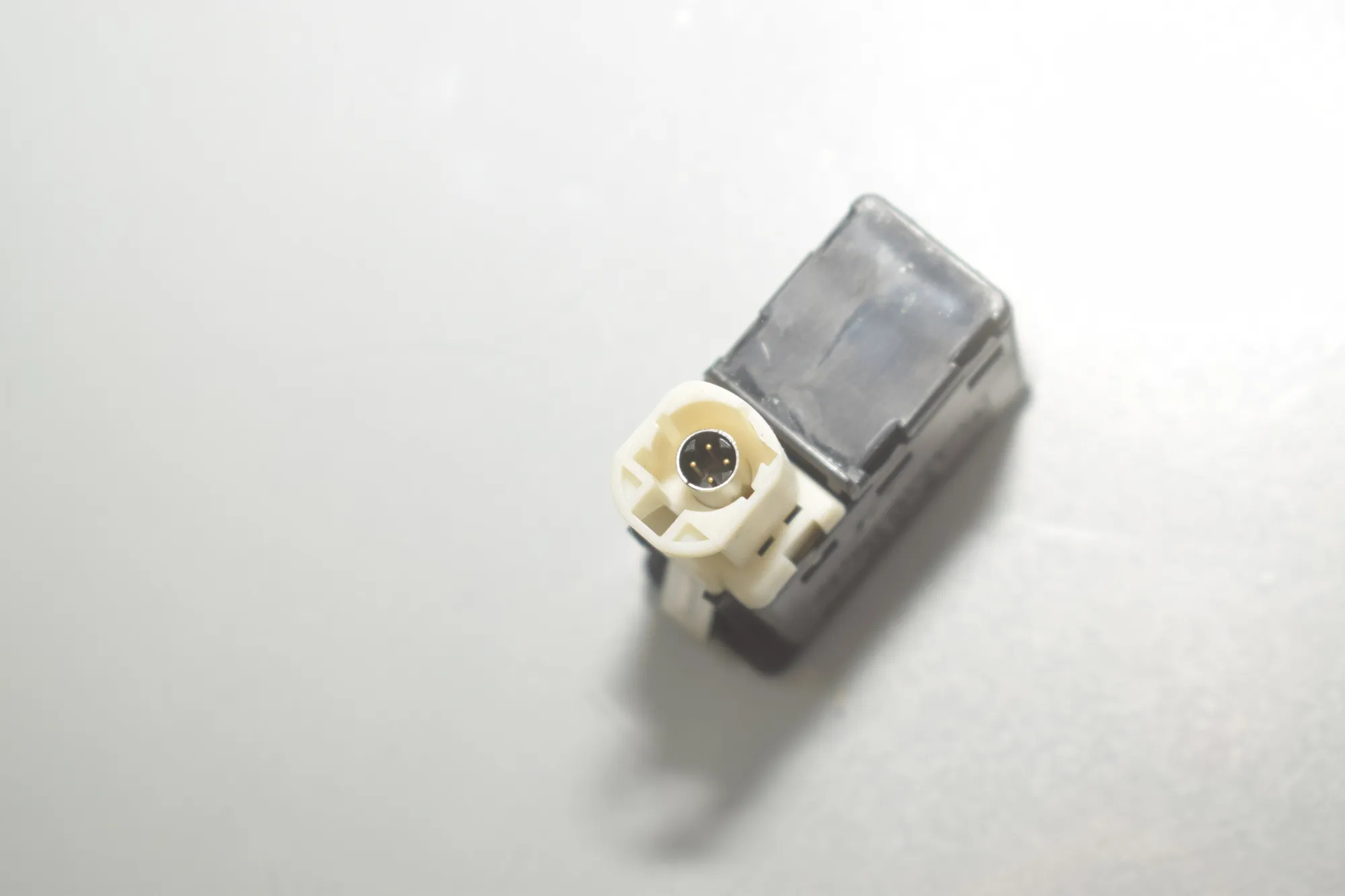 USB – OEM 6820397 · BMW i3 (I01) Electric 2019 – 5