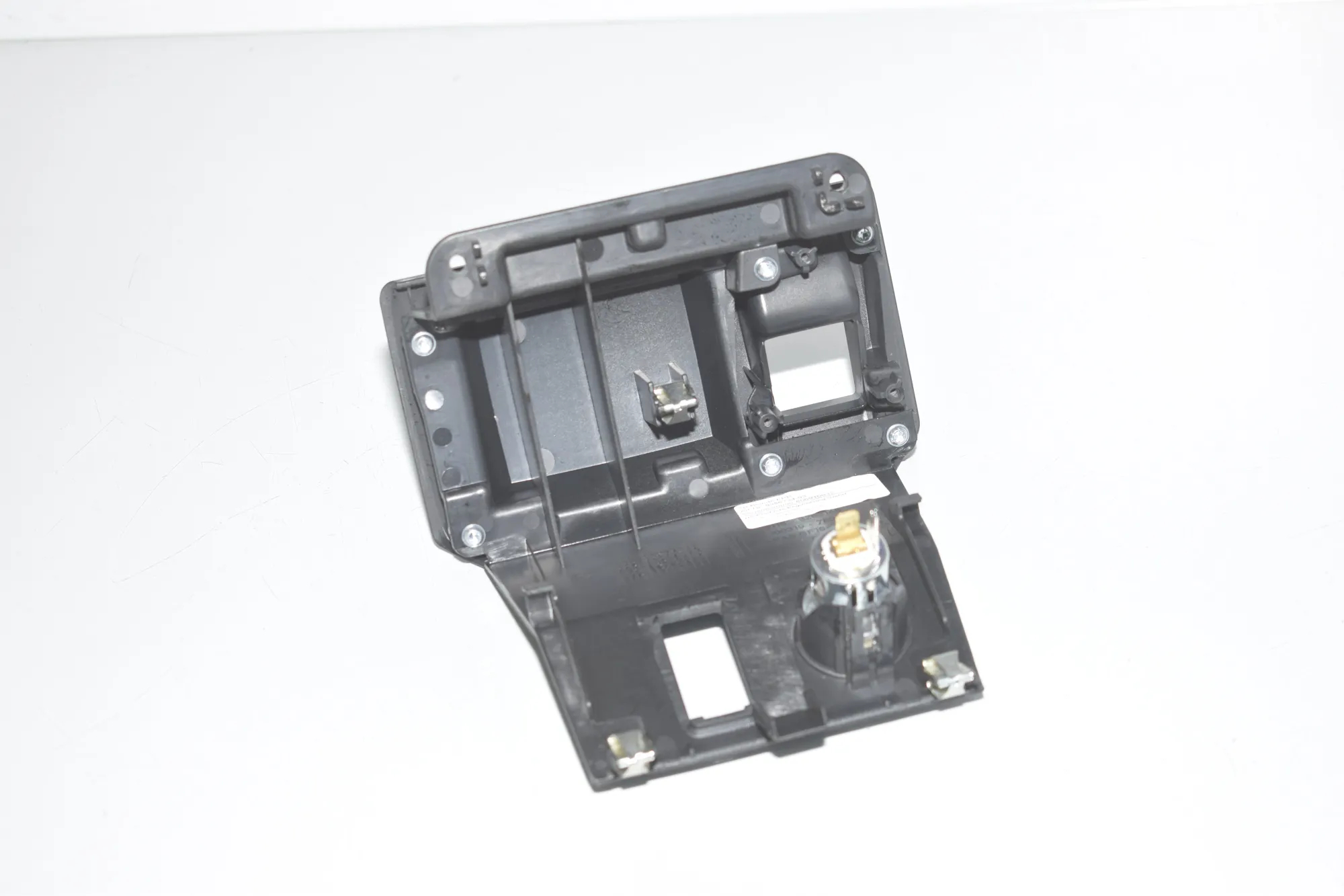Center Console Trim – OEM 9283145 · BMW i3 (I01) Electric 2019 – 4