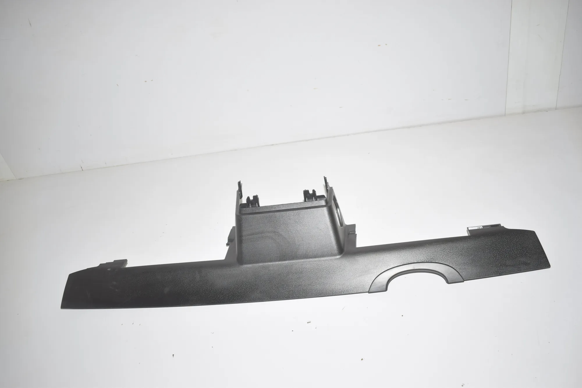 Dashboard Lower Trim – OEM 9303496 · BMW i3 (I01) Electric 2019
