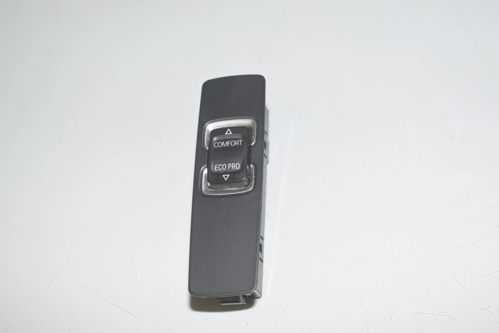 Button Switch Panel – OEM 9280513 · BMW i3 (I01) Electric 2019 – 2
