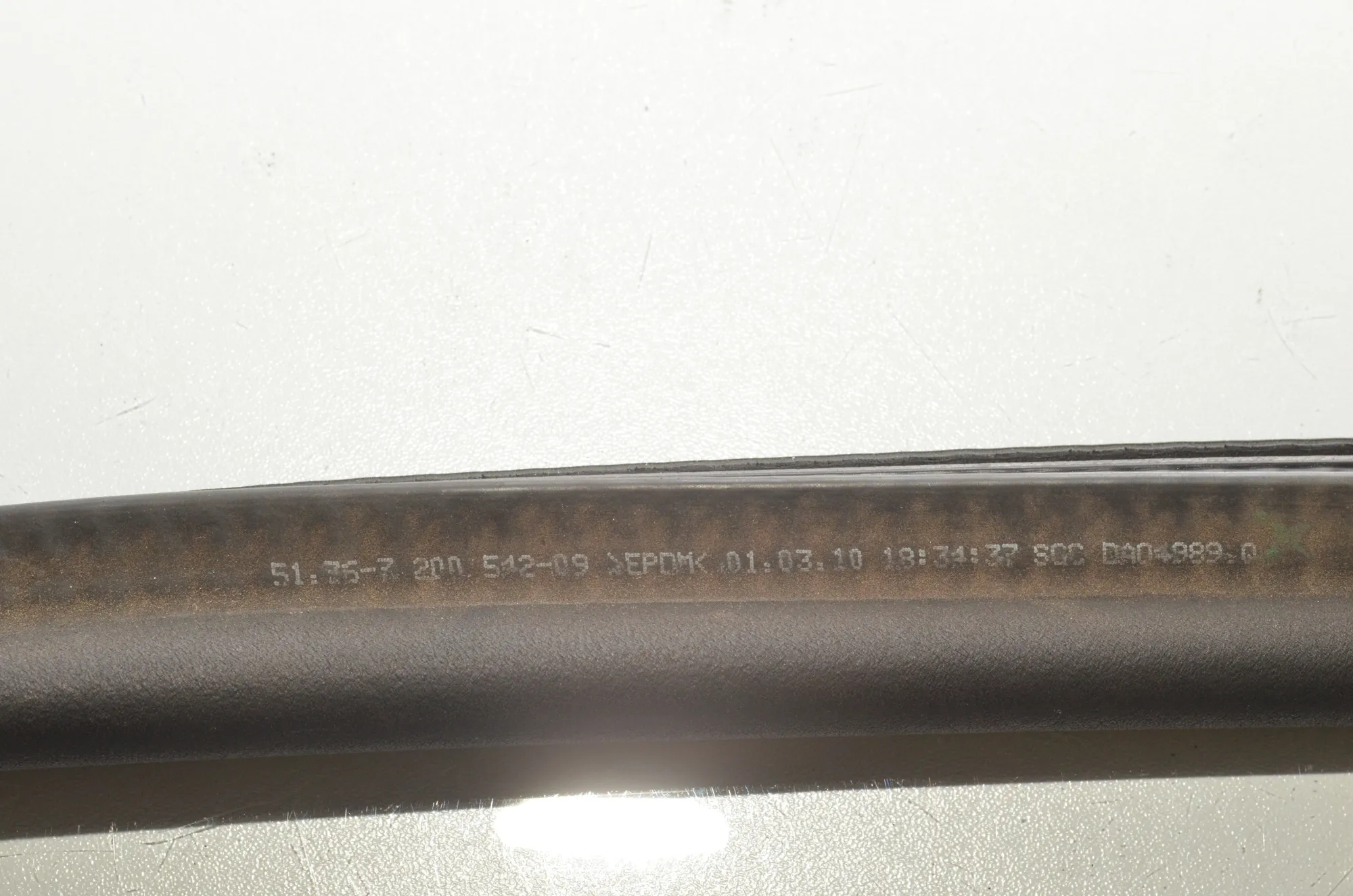 Tailgate Rubber Seal – OEM 7200542 · BMW 5 Gran Turismo (F07) 530 d 2010 – 4
