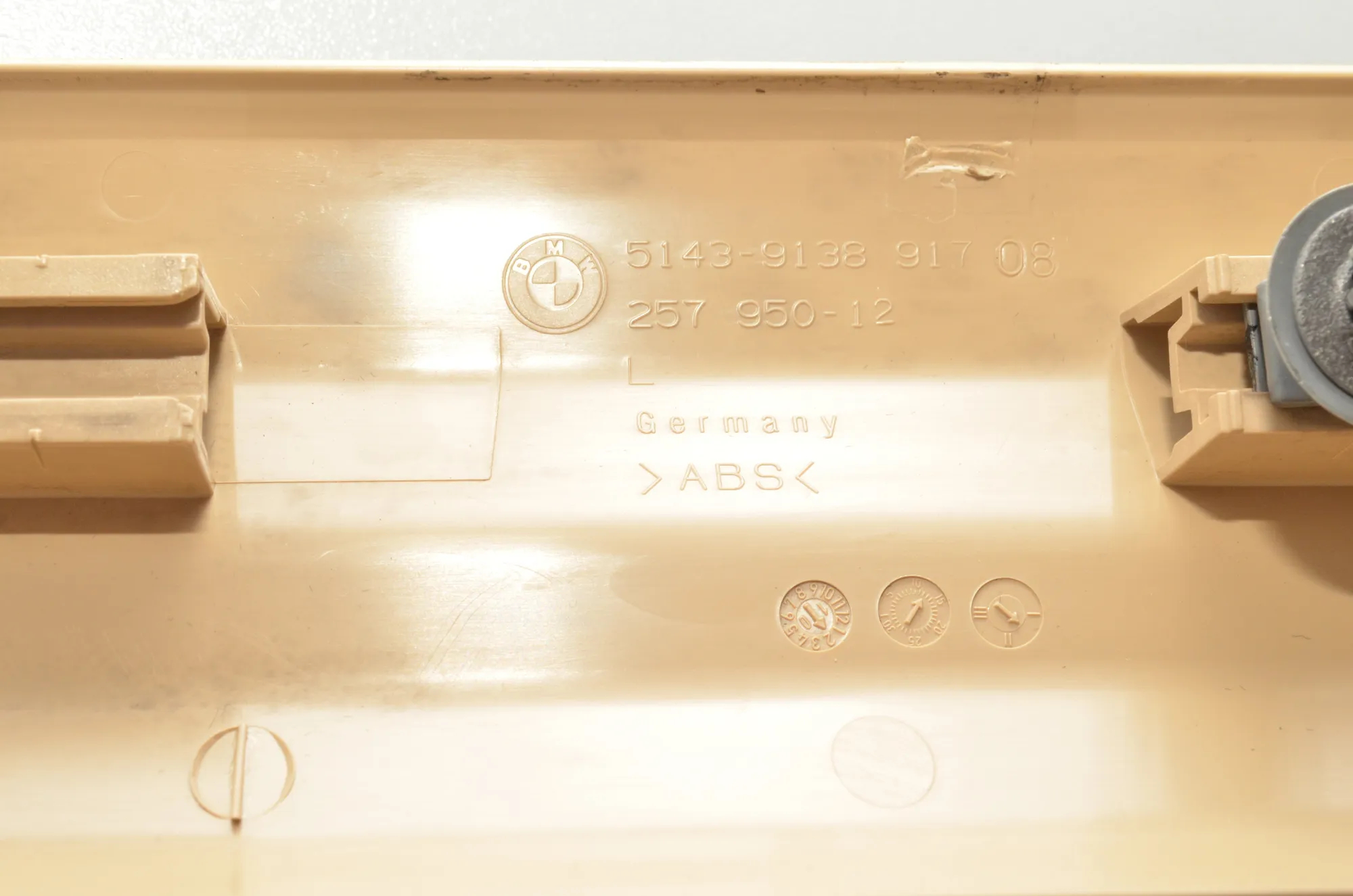 Rear Left Interior Step Trim – OEM 9138917 · BMW 5 Gran Turismo (F07) 530 d 2010 – 5