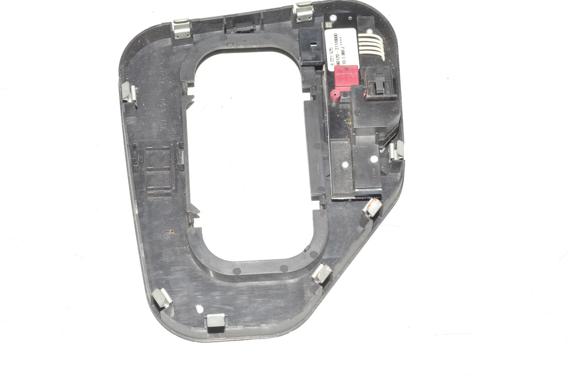 Gear Shifting Level Plastic Trim – OEM 8221525 · BMW 5 (E39) BMW 5 (E39) 520 i 2001 – 3