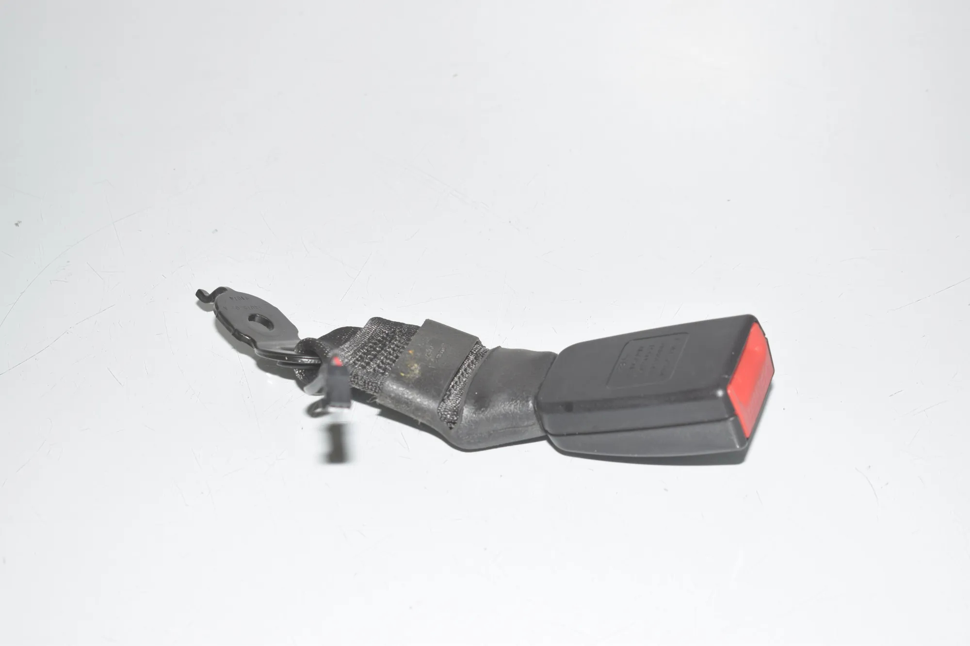 Rear Middle Seat Buckle – OEM 7243275 · BMW 5 (F10) 535 d xDrive 2014 – 3