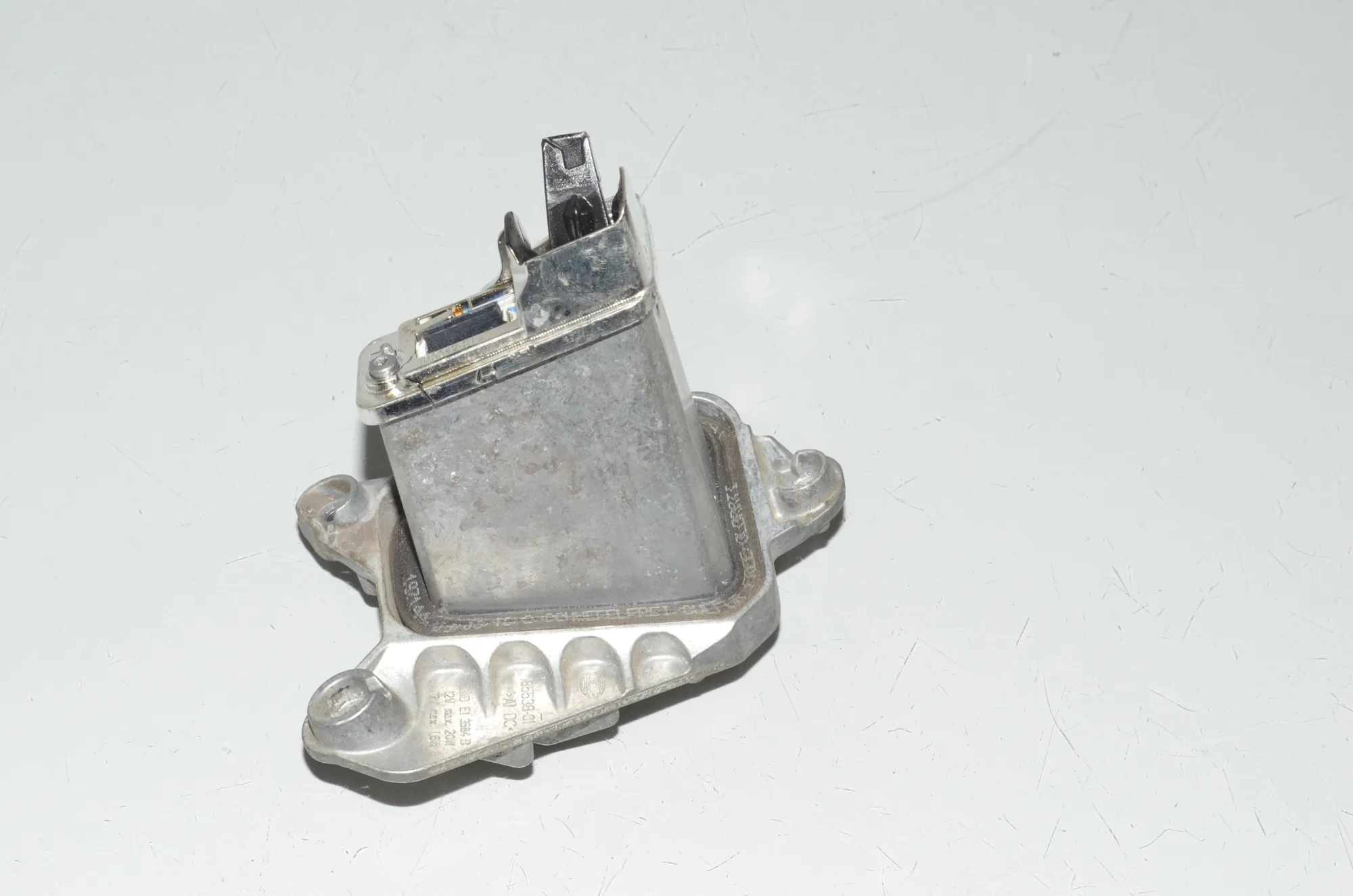 LED Lights Control Unit – OEM 185538-01 · BMW 5 (F10) 535 d xDrive 2014 – 5