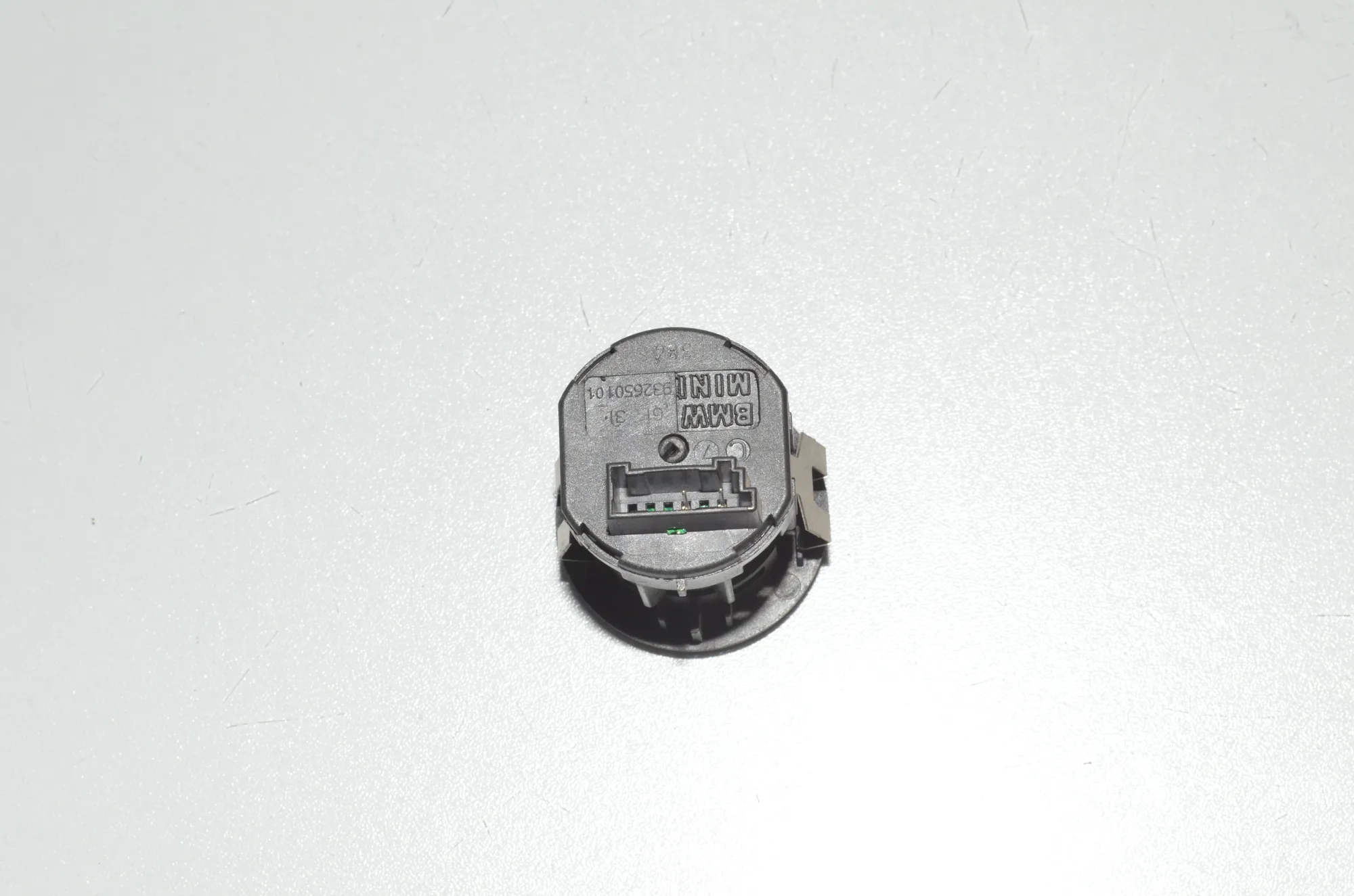 SRS Switch – OEM 9326501 · BMW 5 (F10) 535 d xDrive 2014 – 4