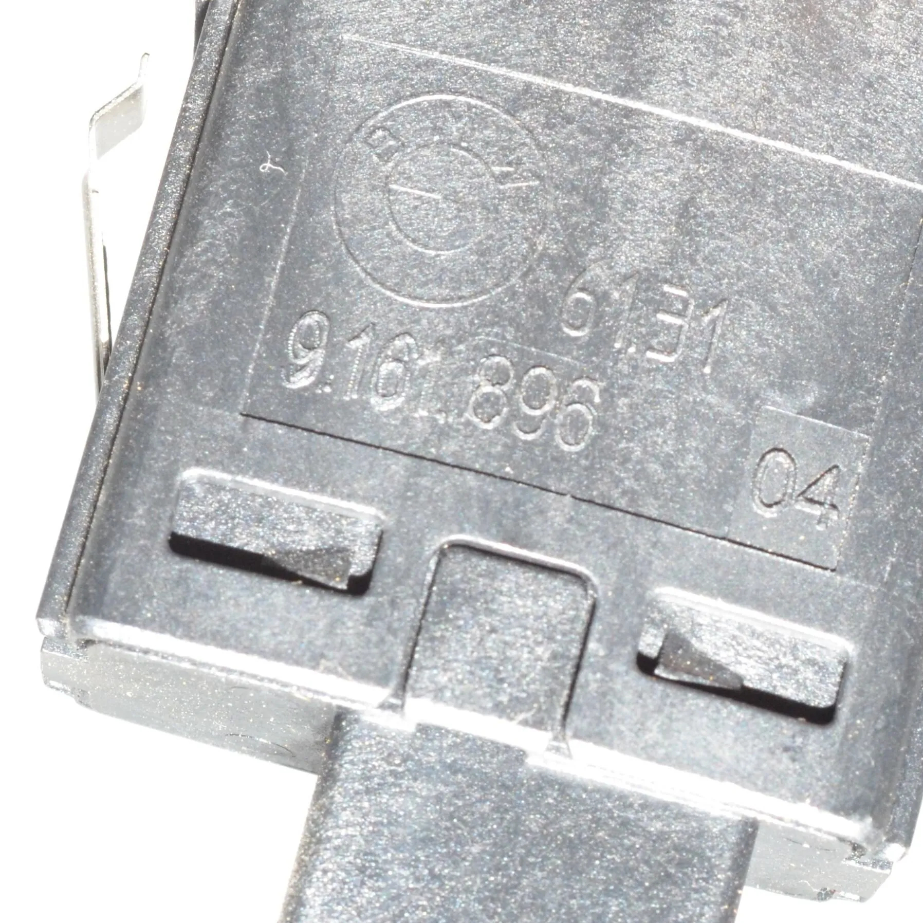 Hazard Button – OEM 9161896 · BMW 5 (F10) 535 d xDrive 2014 – 5