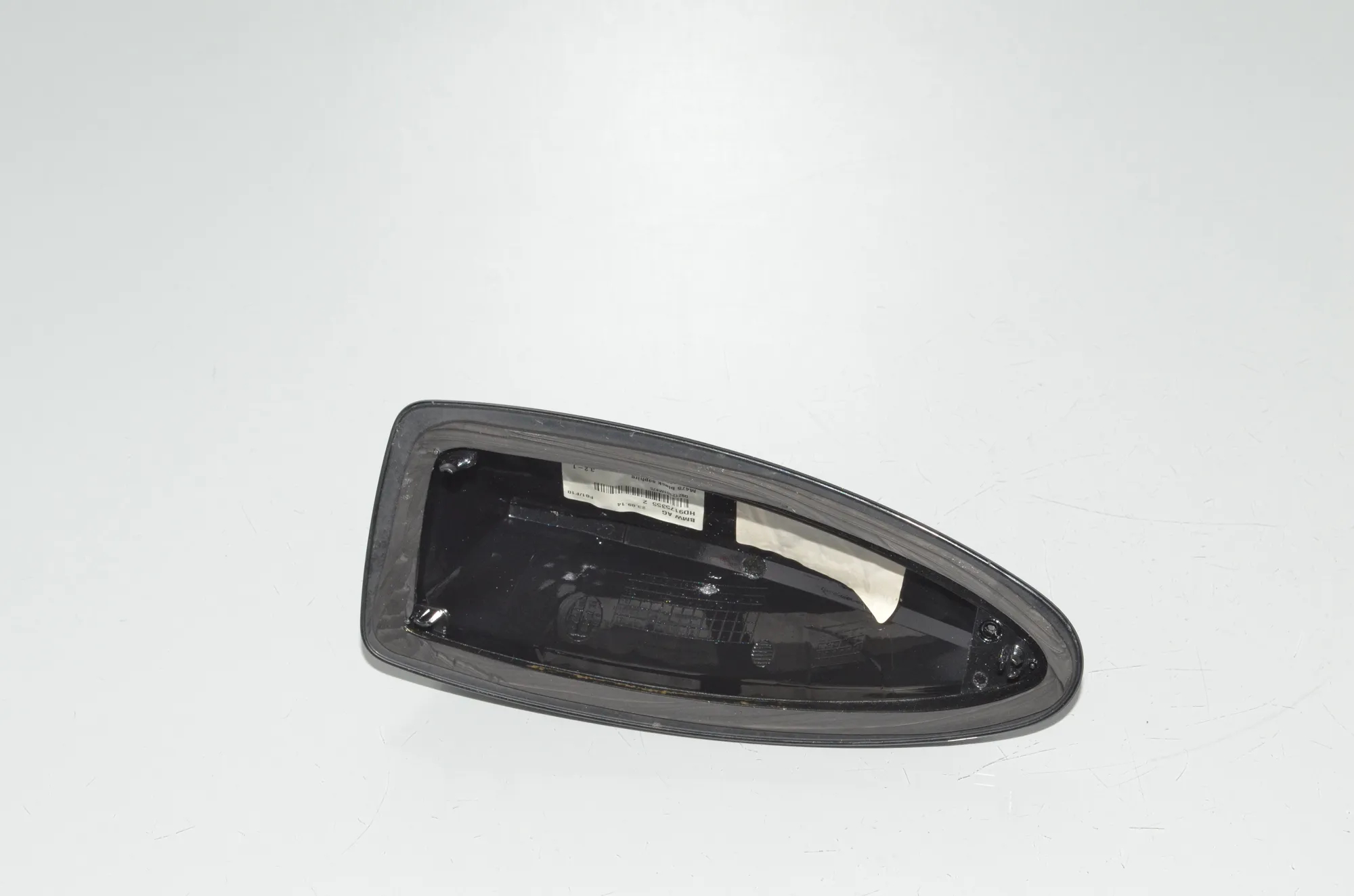 Antenna Trim – OEM 9175355 · BMW 5 (F10) 535 d xDrive 2014 – 5