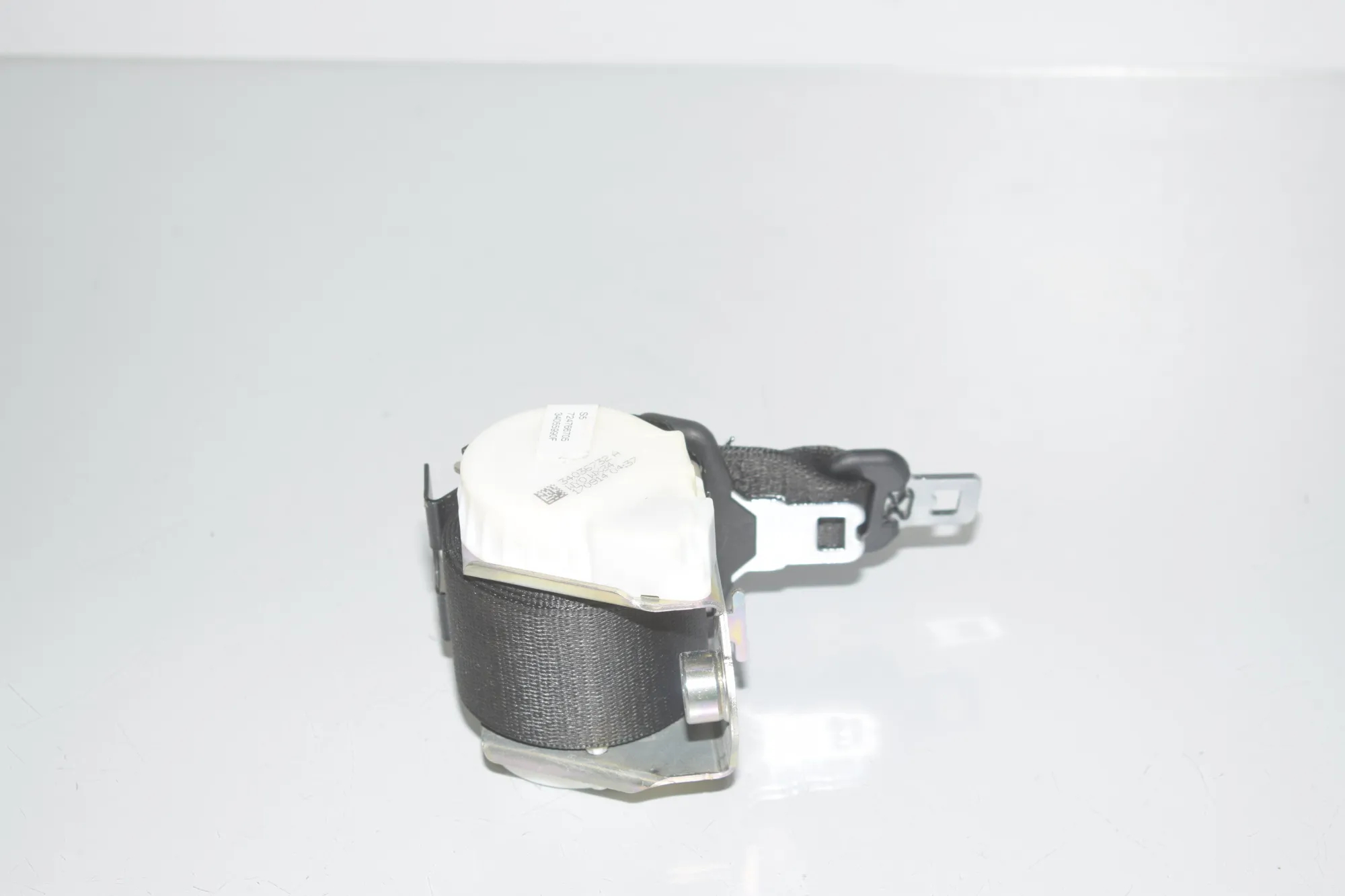 Rear Middle Seatbelt – OEM 7247667 · BMW 5 (F10) 535 d xDrive 2014 – 3