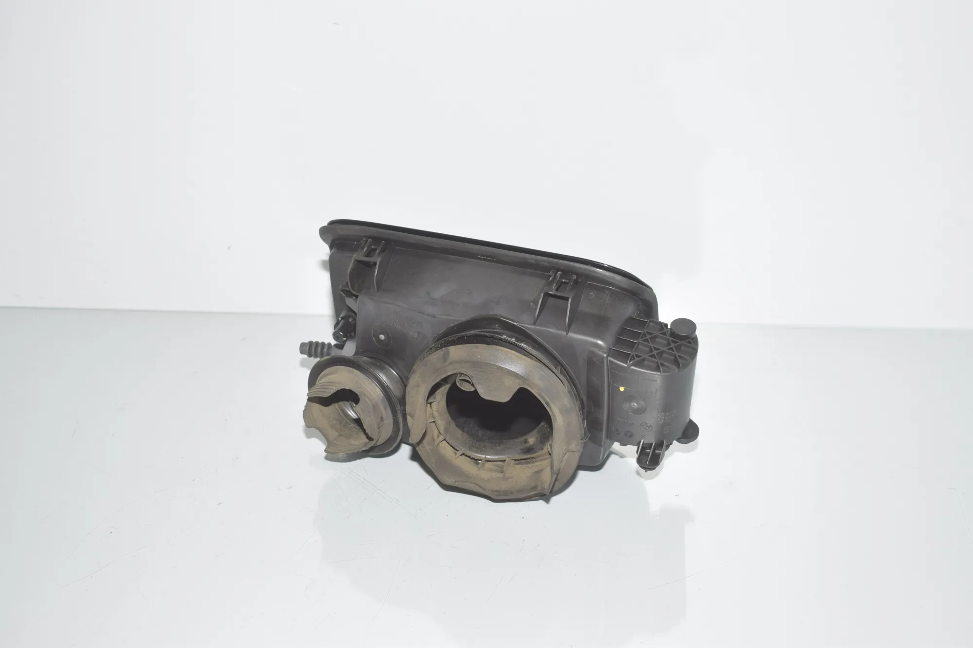 Fuel Tank Flap Cap – OEM 7326760 · BMW 5 (F10) 535 d xDrive 2014 – 4