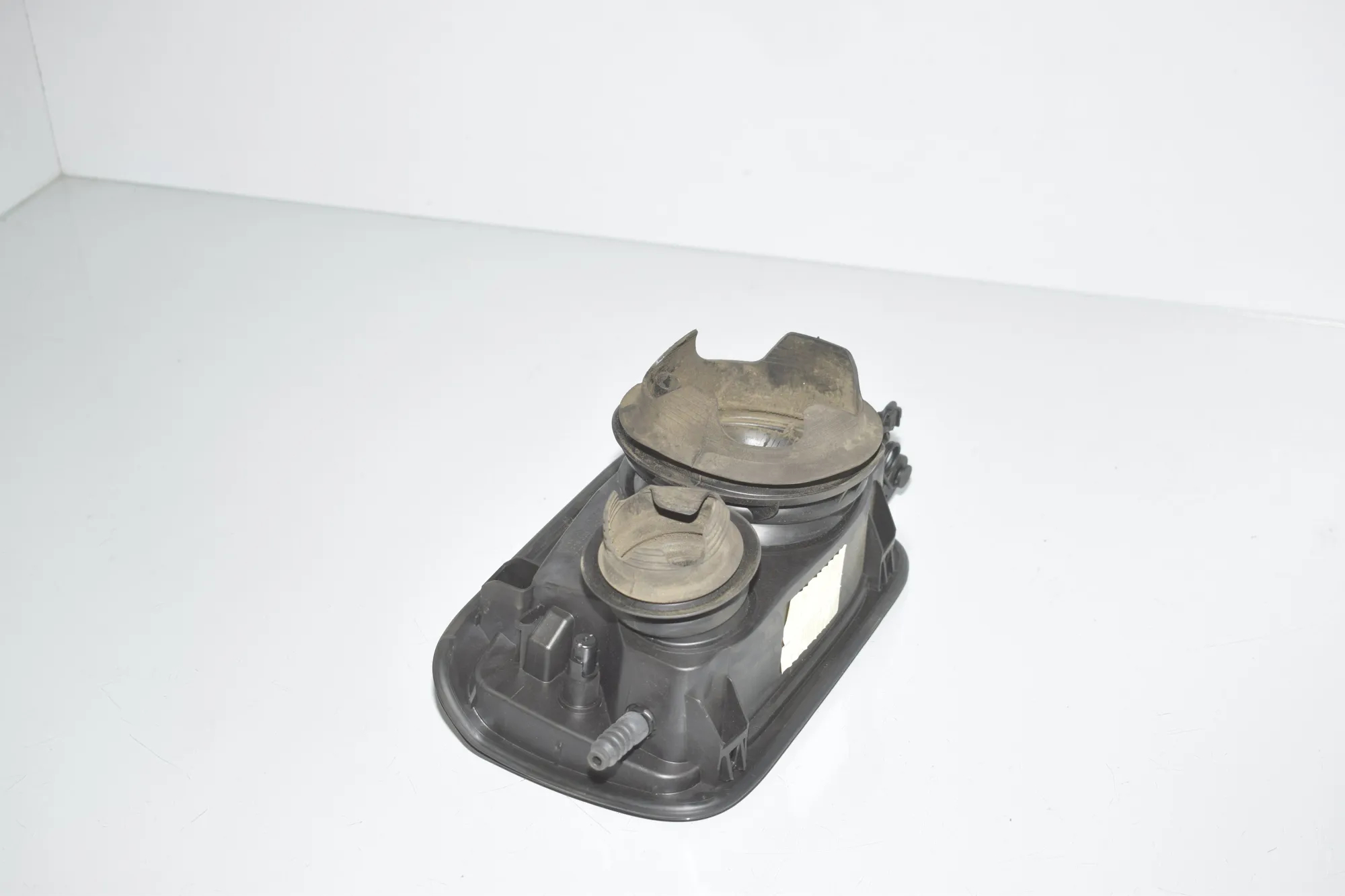 Fuel Tank Flap Cap – OEM 7326760 · BMW 5 (F10) 535 d xDrive 2014 – 5