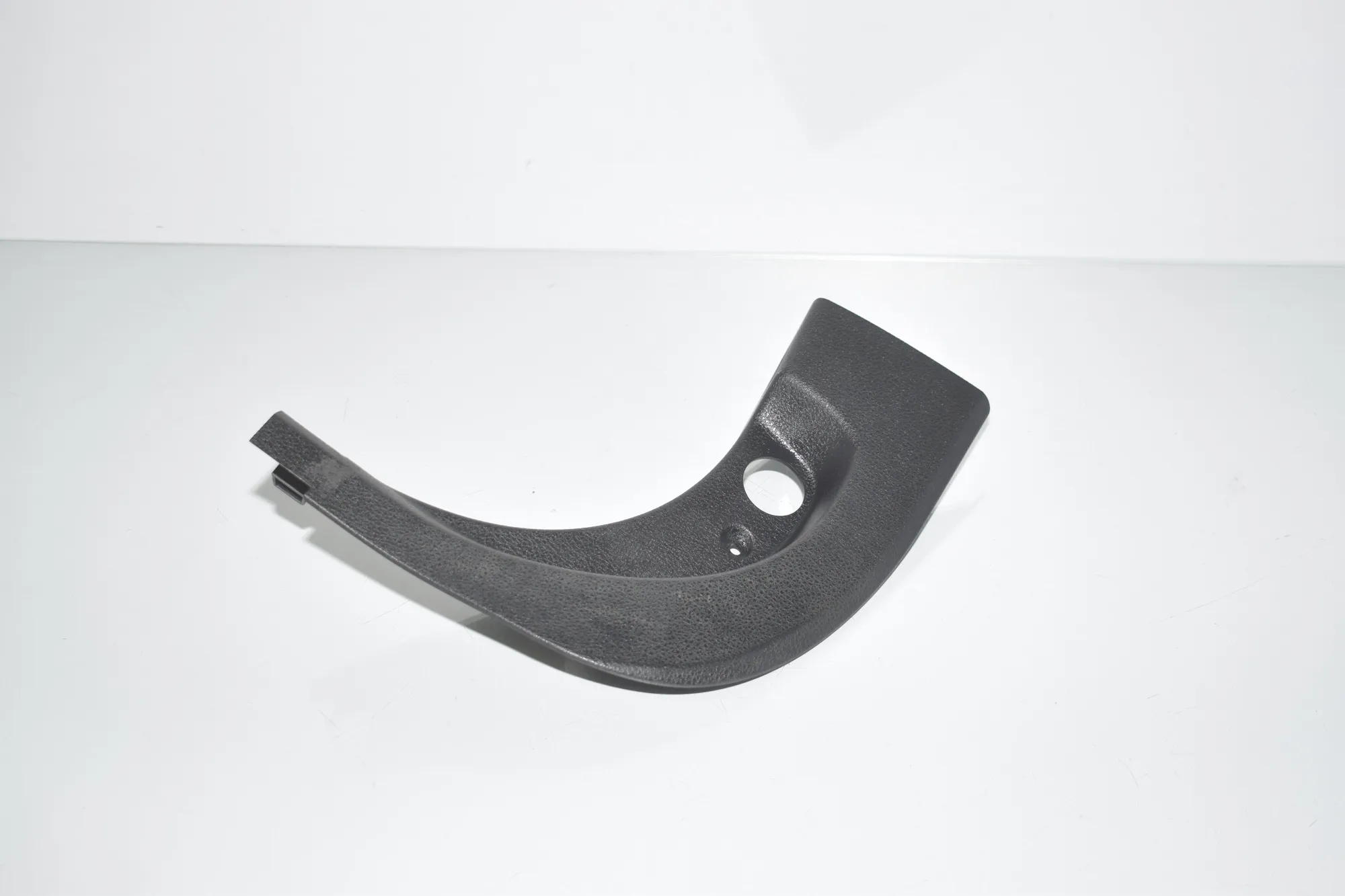 Front Left Interior Step Trim – OEM 9162735 · BMW 5 (F10) 535 d xDrive 2014 – 2