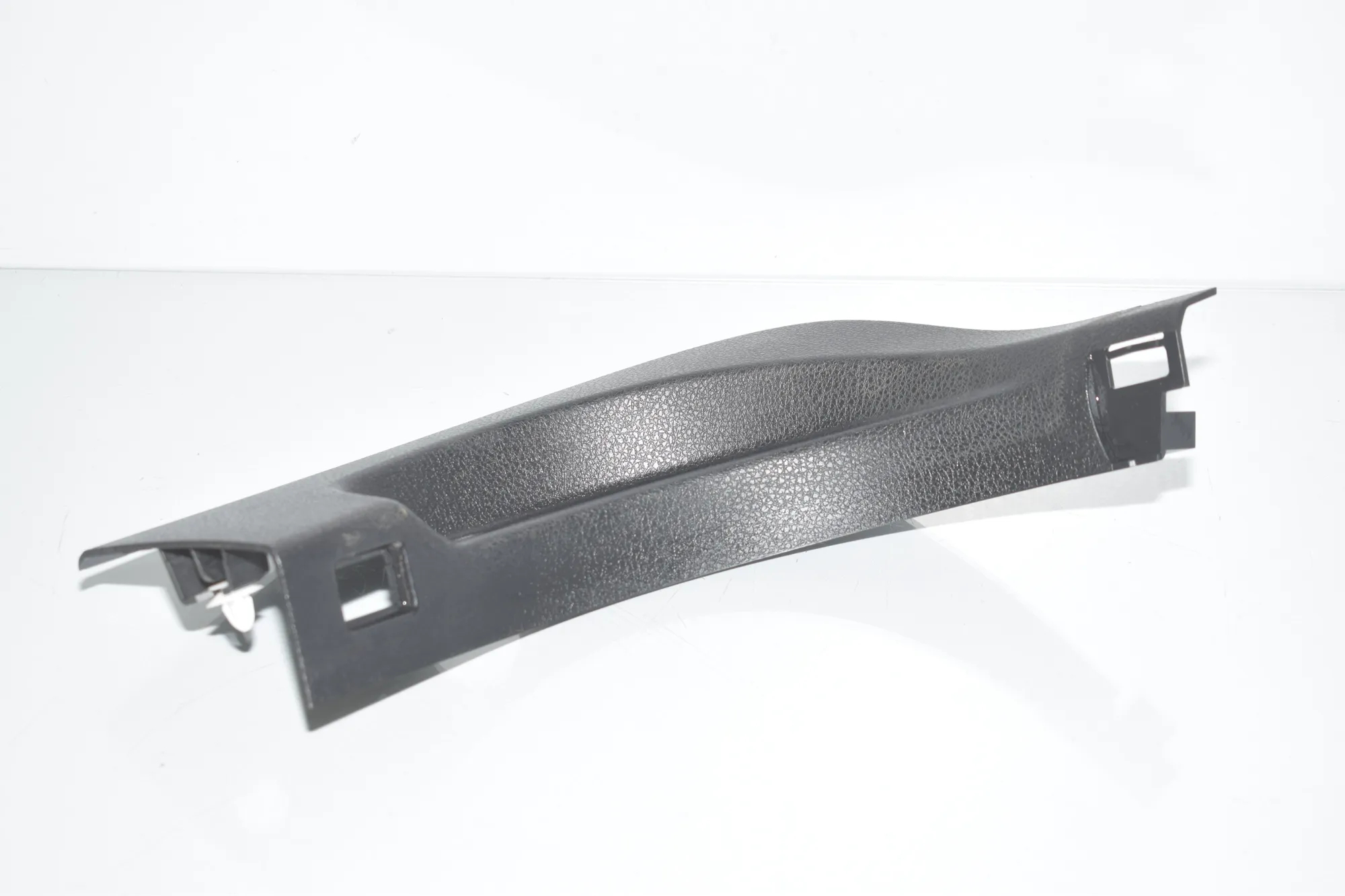 Front Left Interior Step Trim – OEM 9162735 · BMW 5 (F10) 535 d xDrive 2014