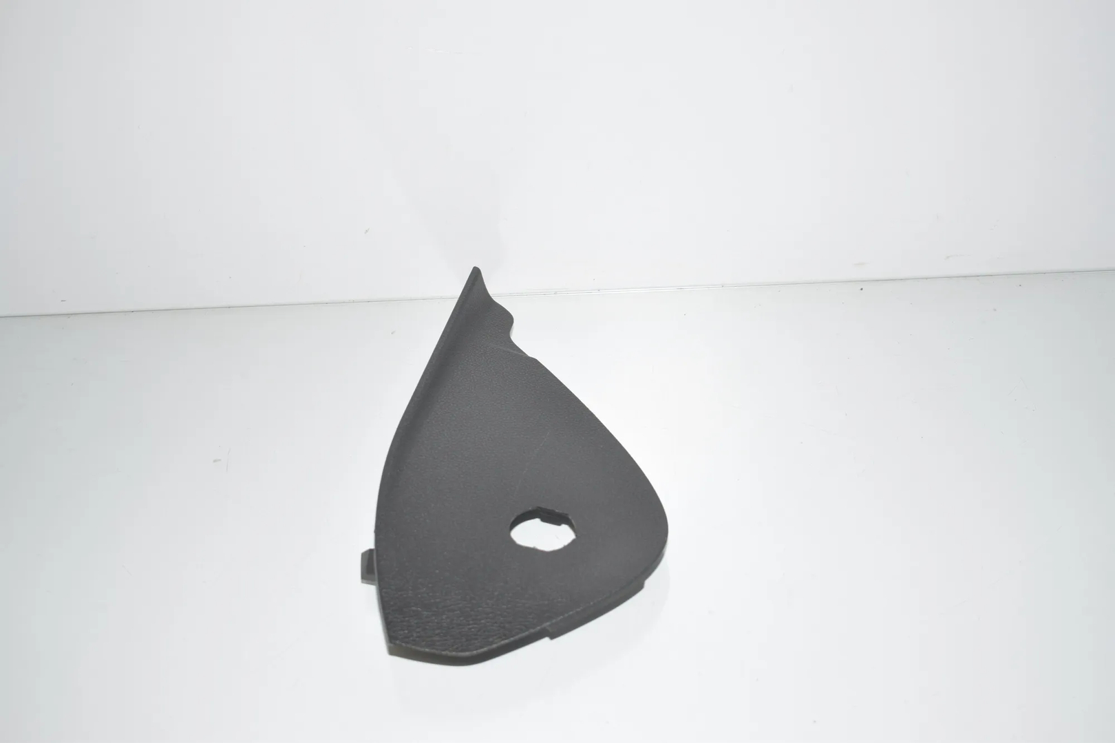 Dashboard Side Trim – OEM 9209790 · BMW 5 (F10) 535 d xDrive 2014 – 2