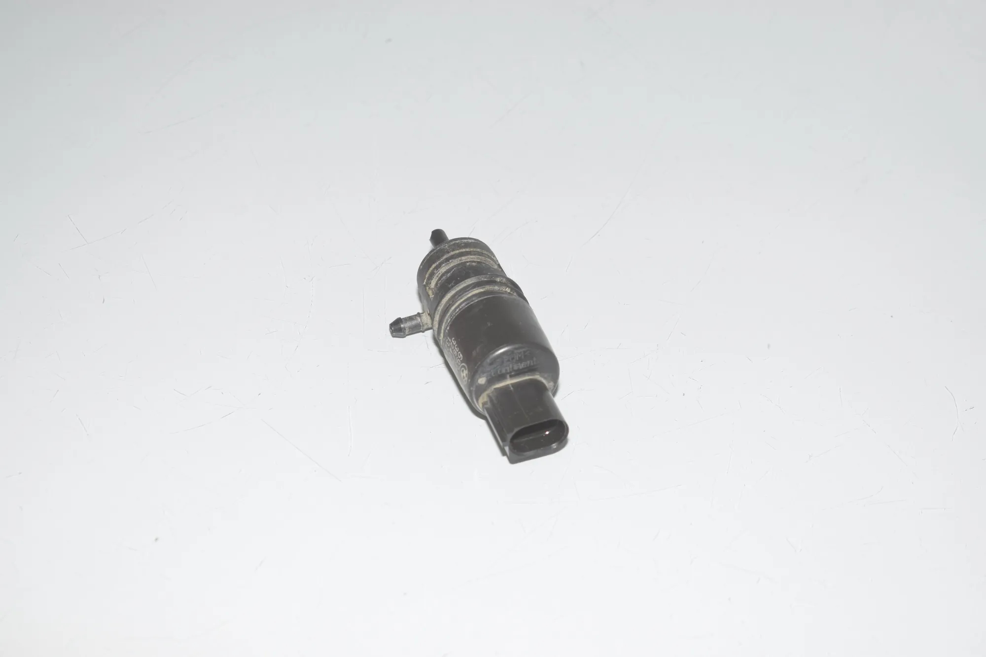 Washer Tank Motor – OEM 6934160 · BMW 5 (F10) 535 d xDrive 2014 – 4