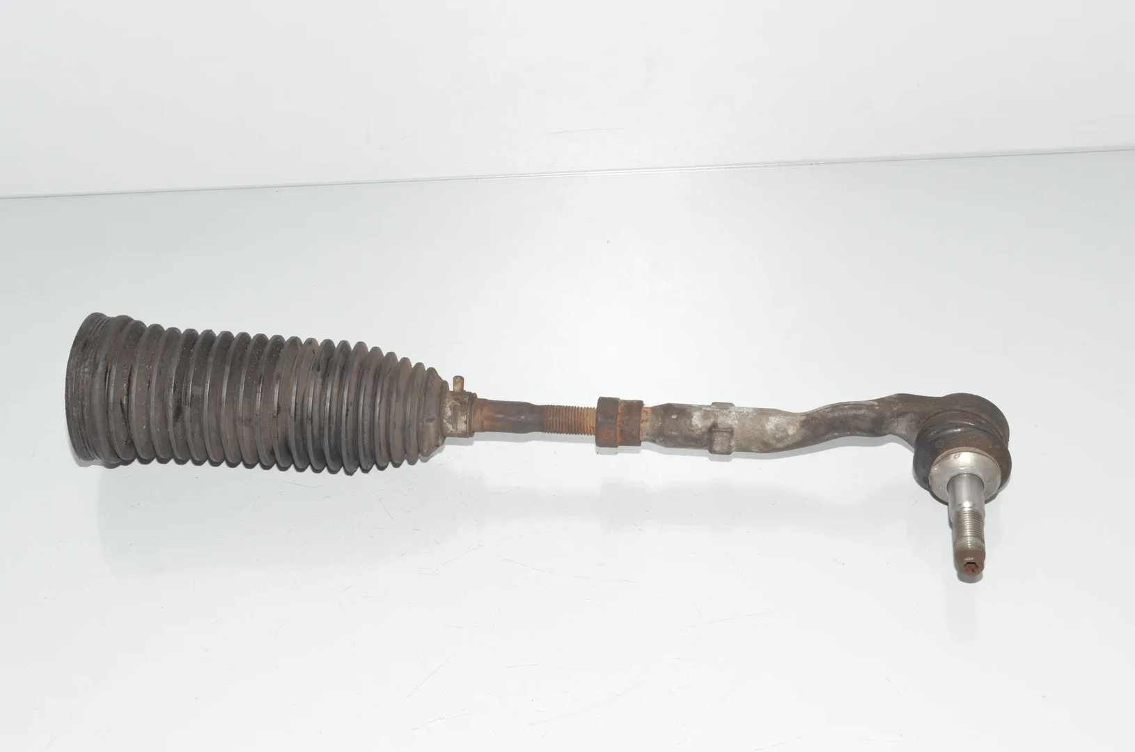 Left Side Steering Tie Rod – OEM 6784716 · BMW 5 Gran Turismo (F07) 530 d 2010 – 3