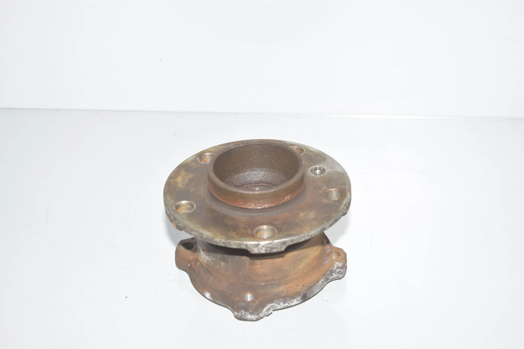 Rear Left Wheel Bearing – OEM 6867811 · BMW X5 (E70) M 50 d 2013 – 5
