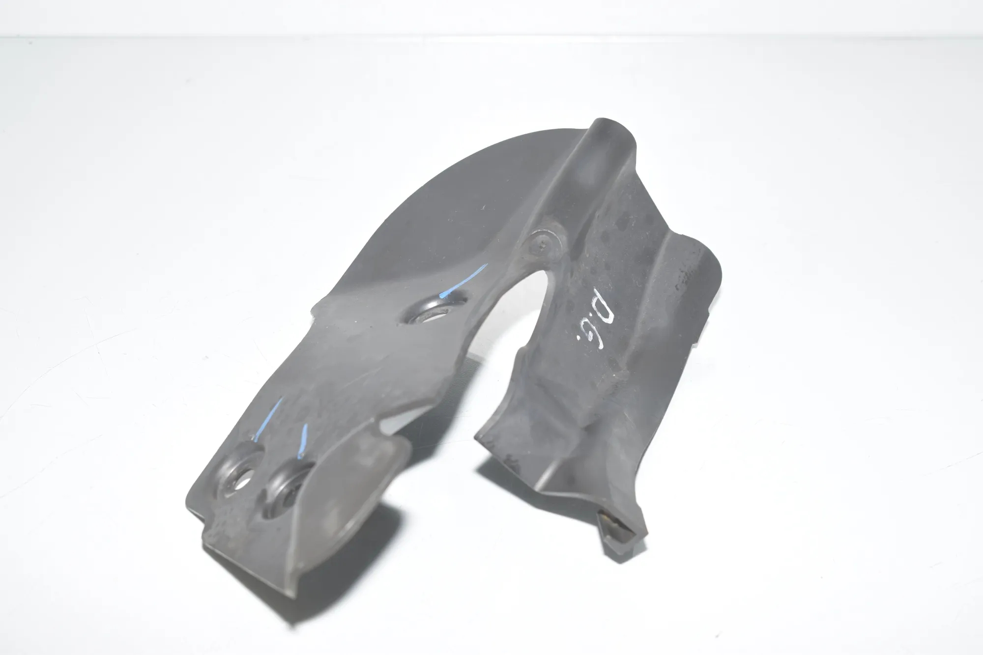 Control Arm Cover – OEM 6782522 · BMW X5 (E70) M 50 d 2013 – 3