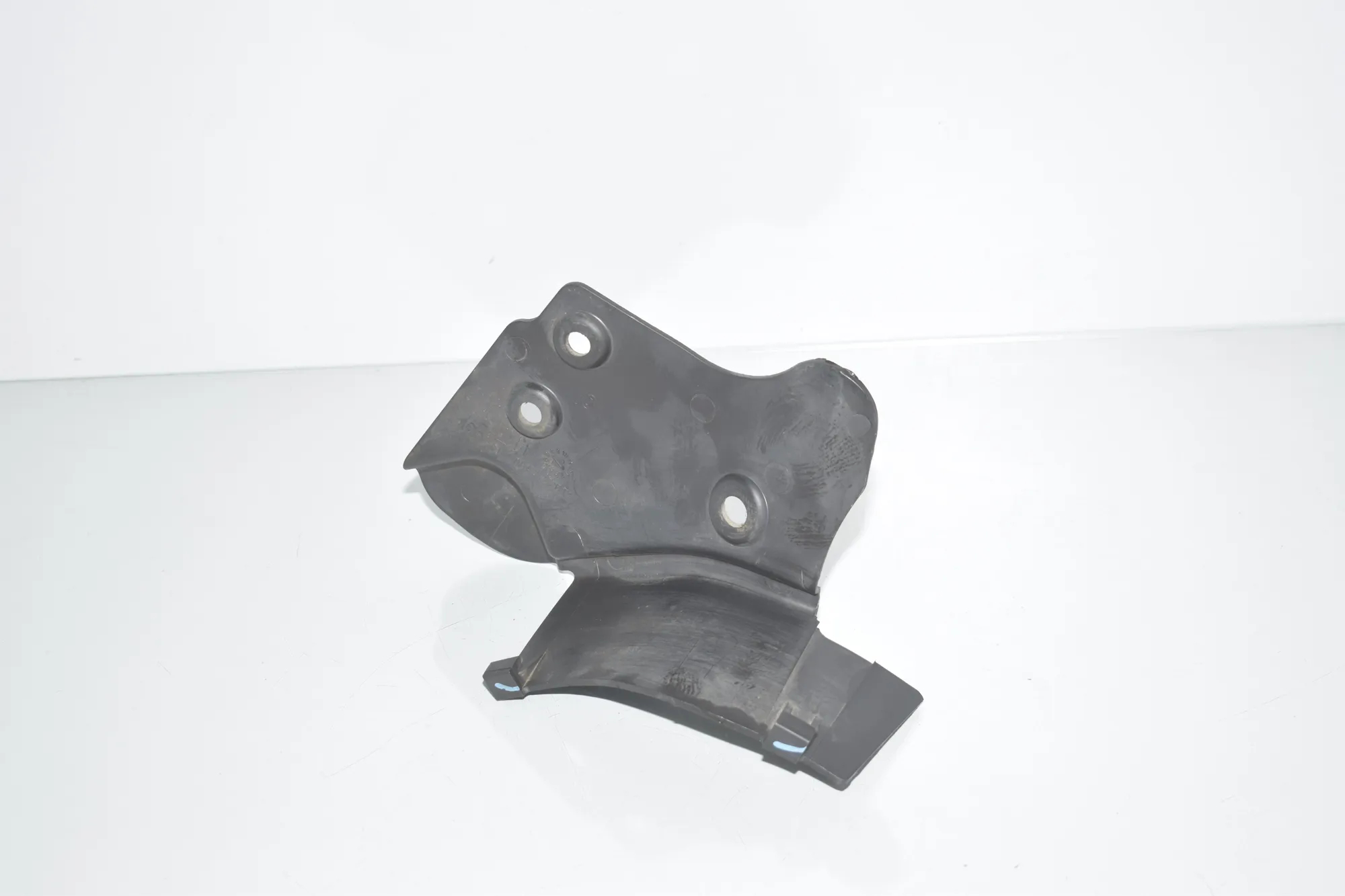 Control Arm Cover – OEM 6776981 · BMW X5 (E70) M 50 d 2013 – 3