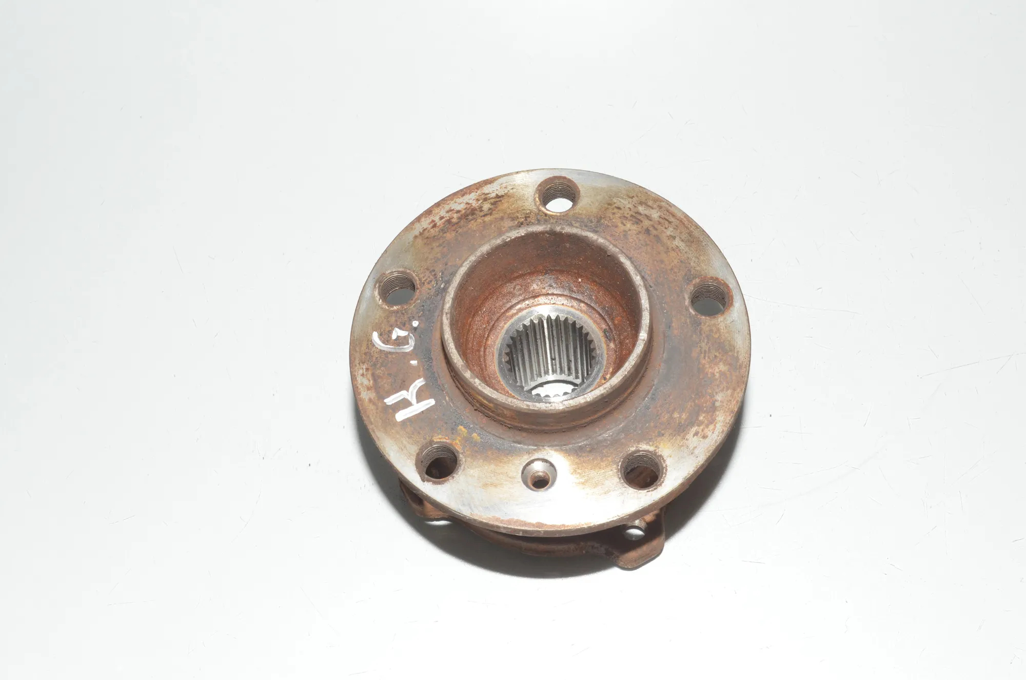 Rear Left Wheel Bearing – OEM 6867811 · BMW X6 (F16, F86) M 50 d 2016 – 2