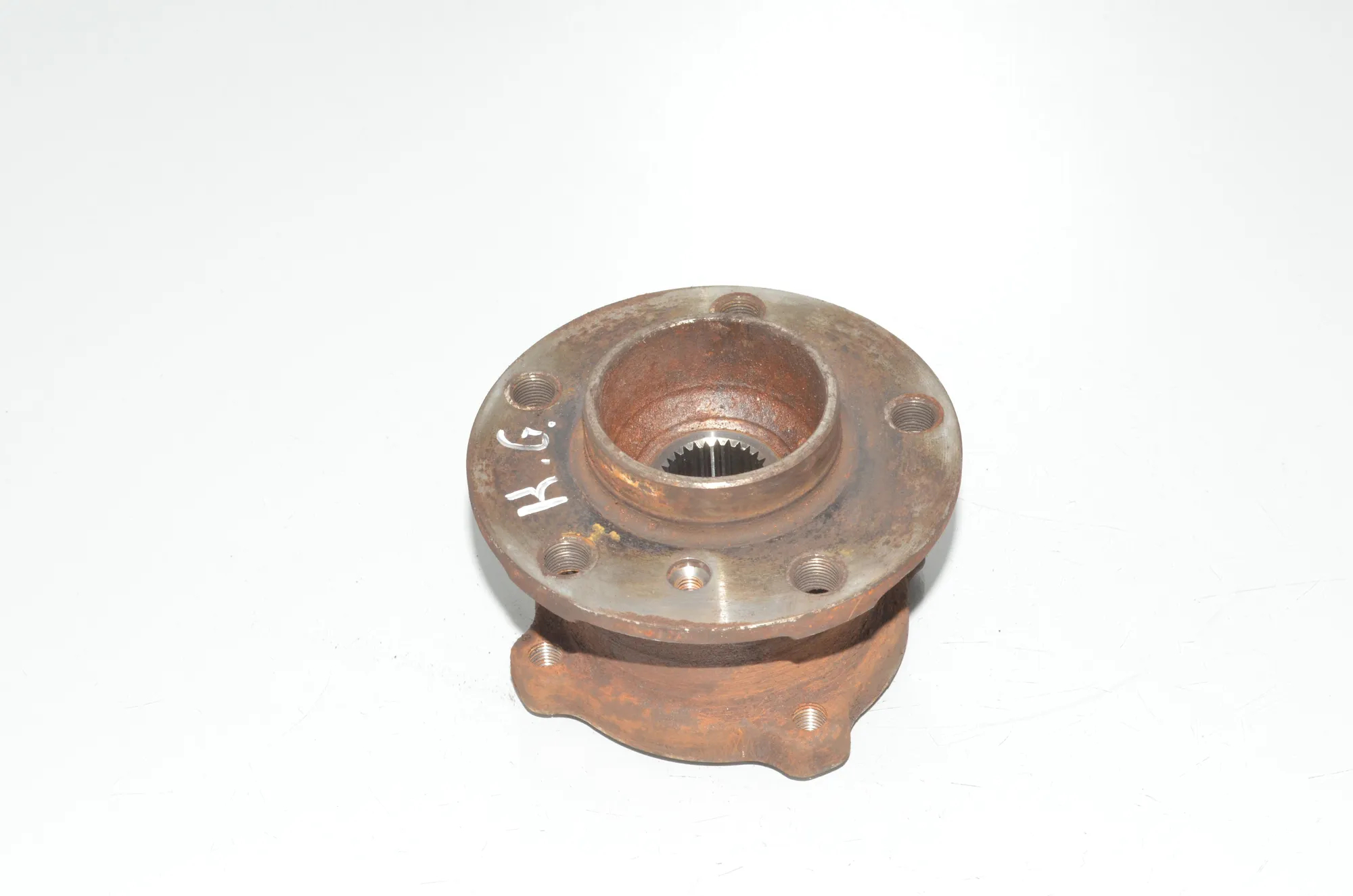 Rear Left Wheel Bearing – OEM 6867811 · BMW X6 (F16, F86) M 50 d 2016