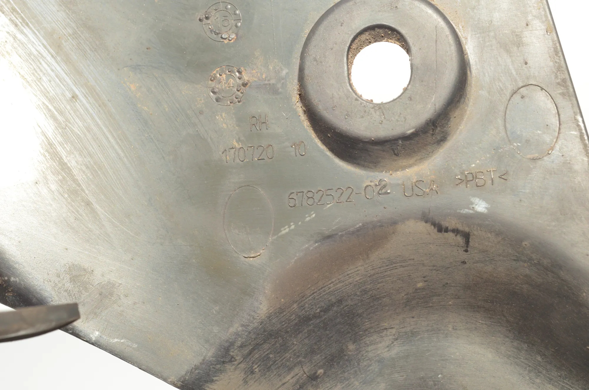 Control Arm Cover – OEM 6782522 · BMW X6 (F16, F86) M 50 d 2016 – 5