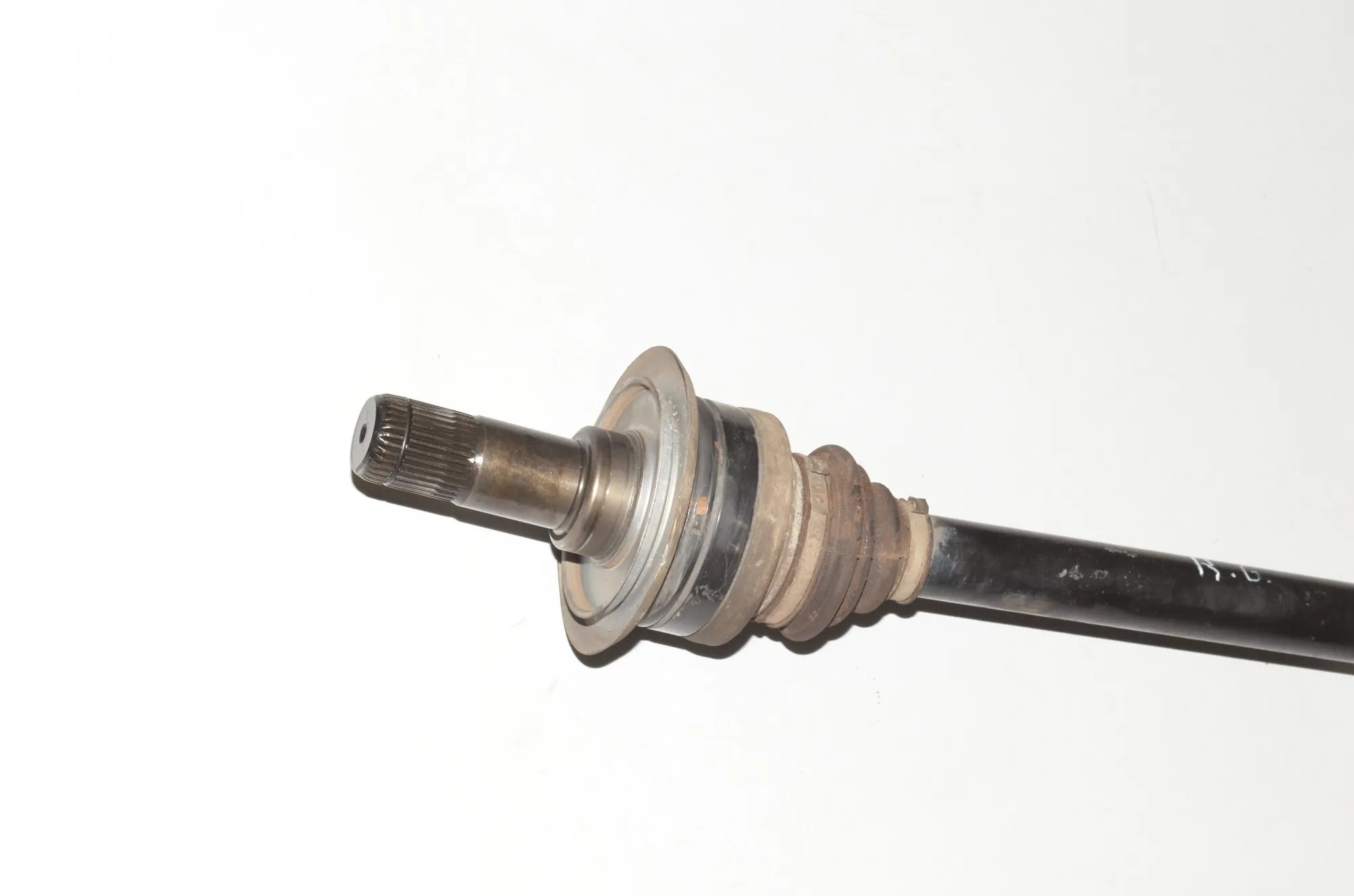 Rear Left Driveshaft – OEM 8609842 · BMW X6 (F16, F86) M 50 d 2016 – 4