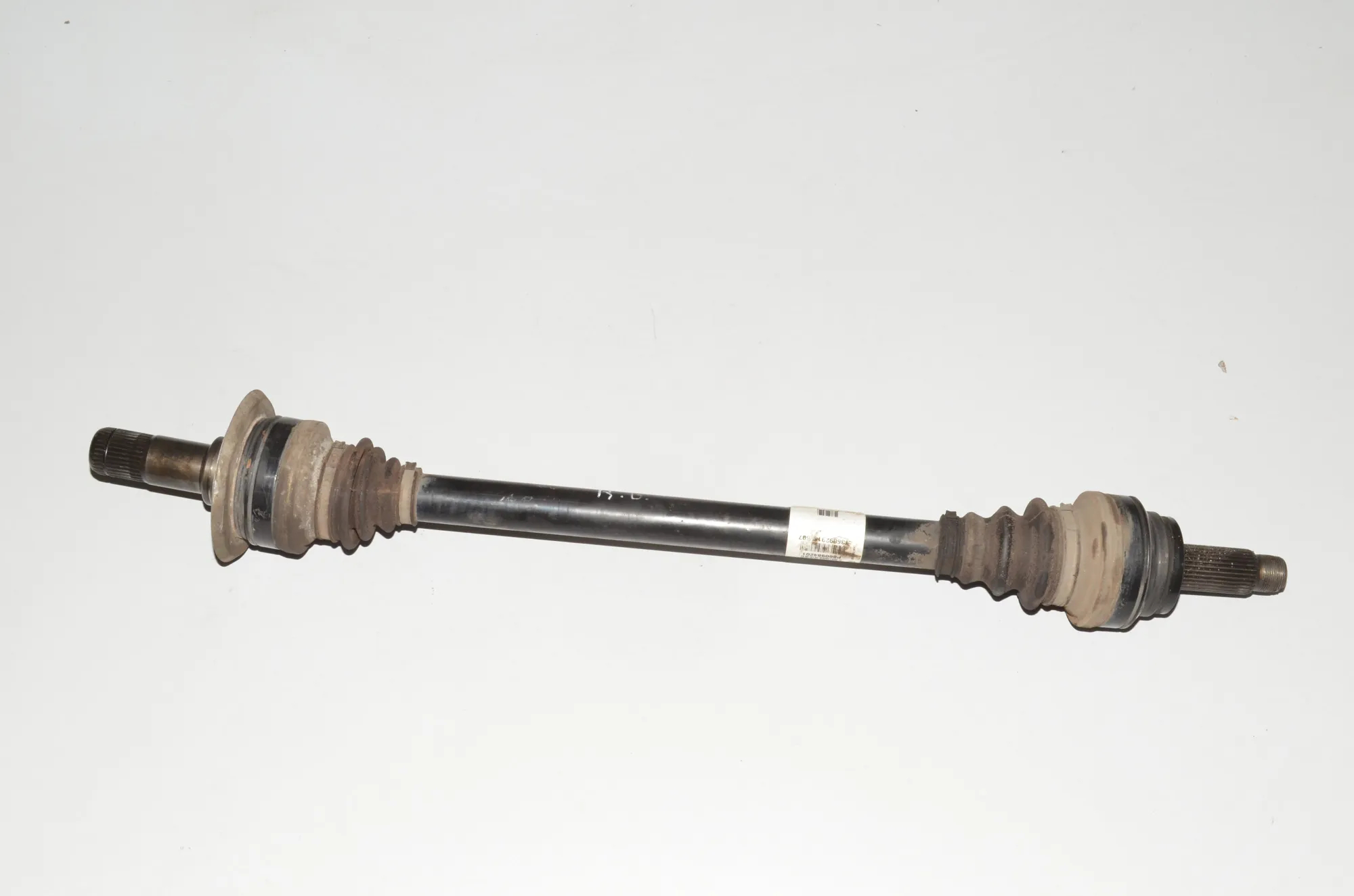 Rear Left Driveshaft – OEM 8609842 · BMW X6 (F16, F86) M 50 d 2016 – 2