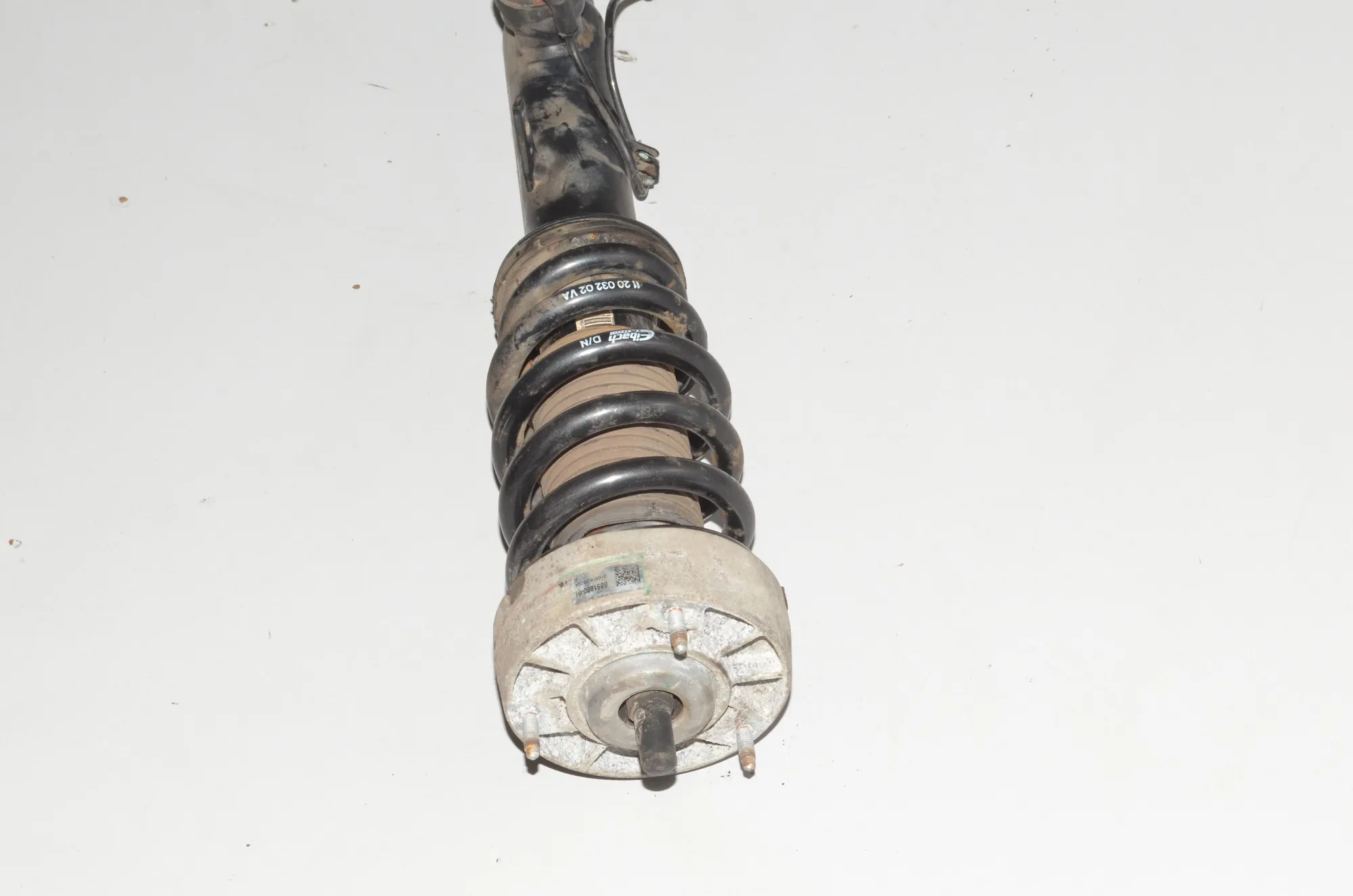 Front Left Shock Absorber – OEM 6875083 · BMW X6 (F16, F86) M 50 d 2016 – 4