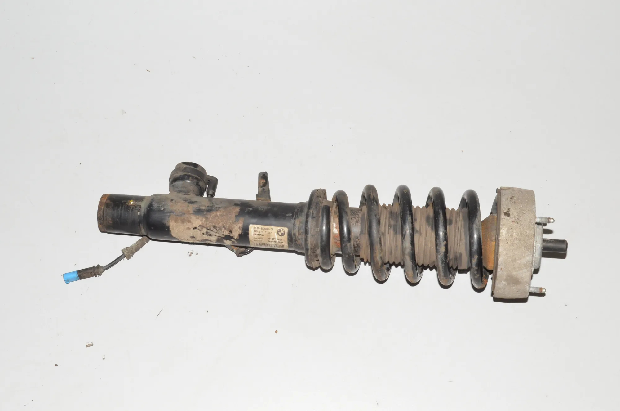 Front Left Shock Absorber – OEM 6875083 · BMW X6 (F16, F86) M 50 d 2016