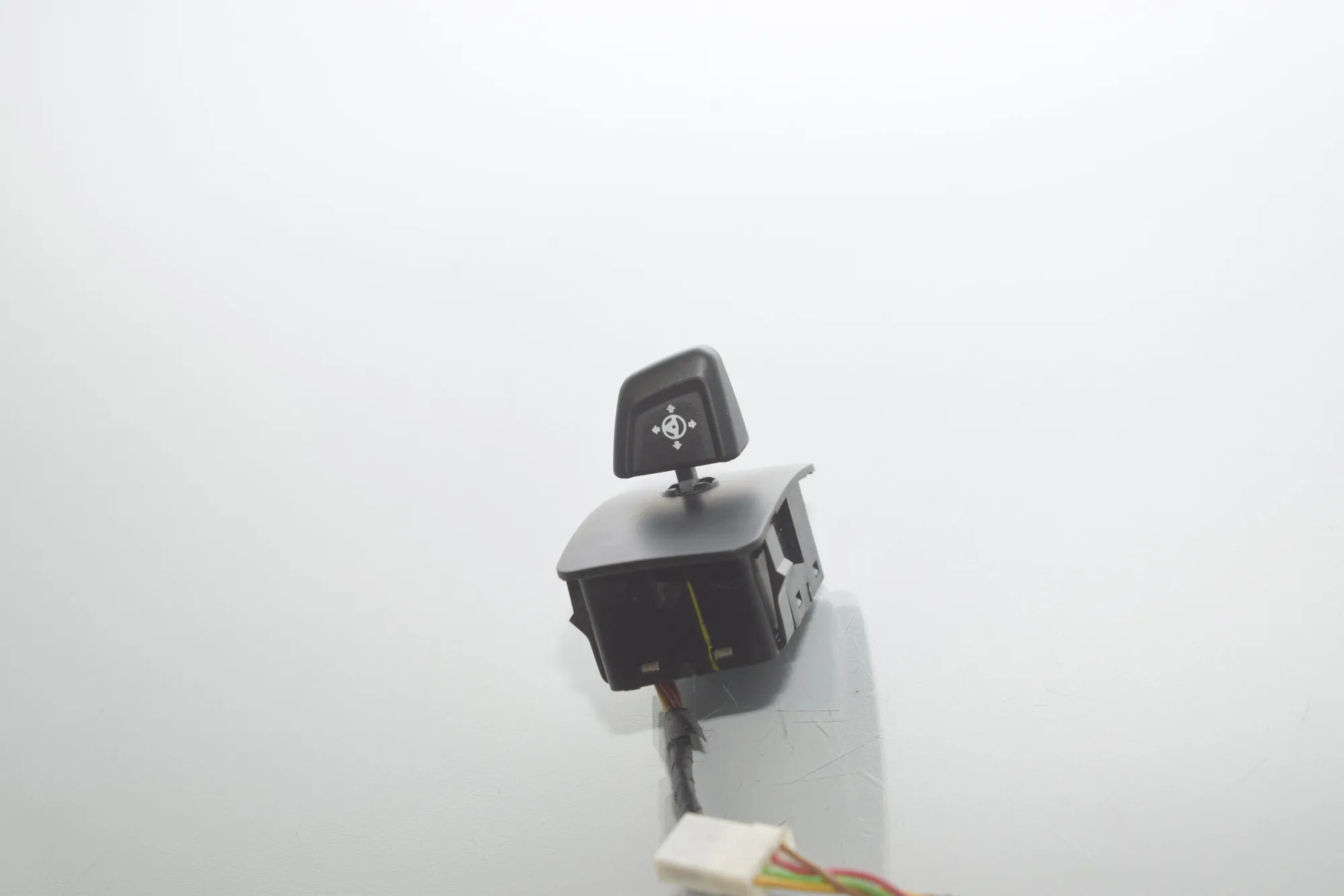 Steering Wheel Adjustment Switch – OEM 9188877 · BMW 5 (F10) 530 d 2013 – 4