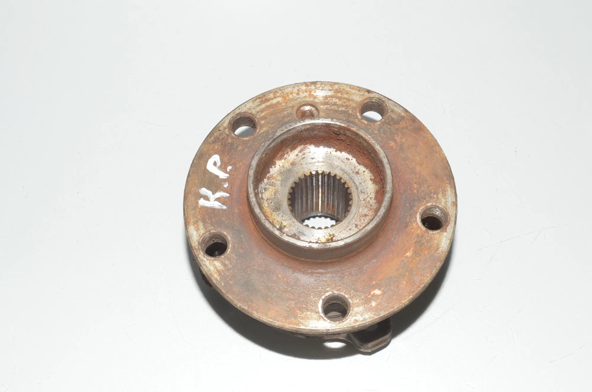 Front Left Wheel Bearing – OEM 6882263 · BMW X6 (F16, F86) M 50 d 2016 – 3